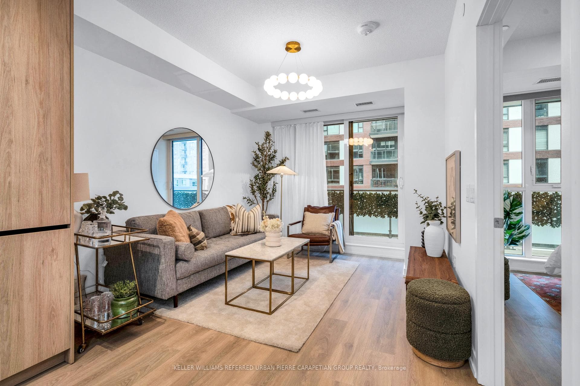34 Tubman Avenue Unit 807 photo 6