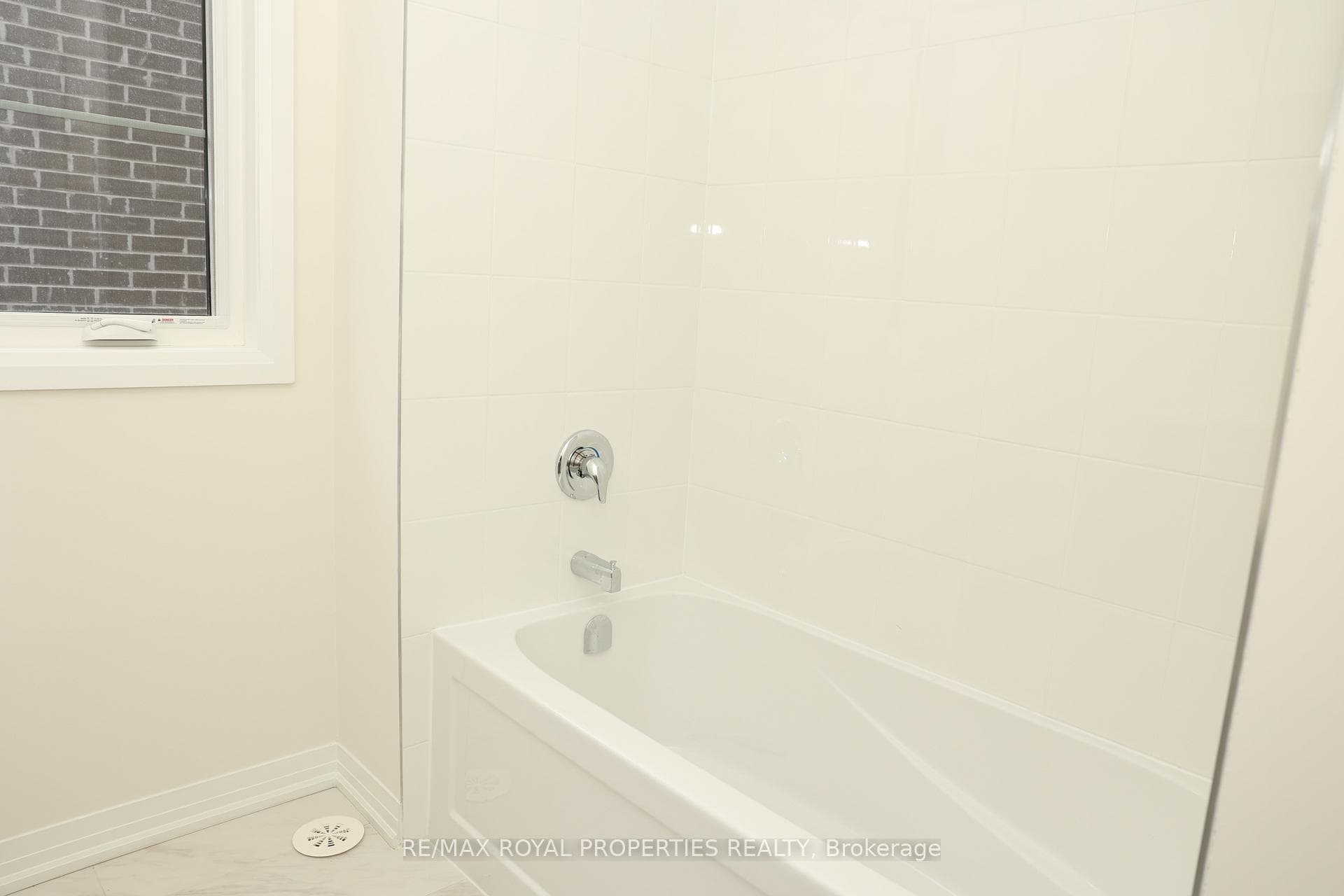 2643 Apricot Lane photo 6