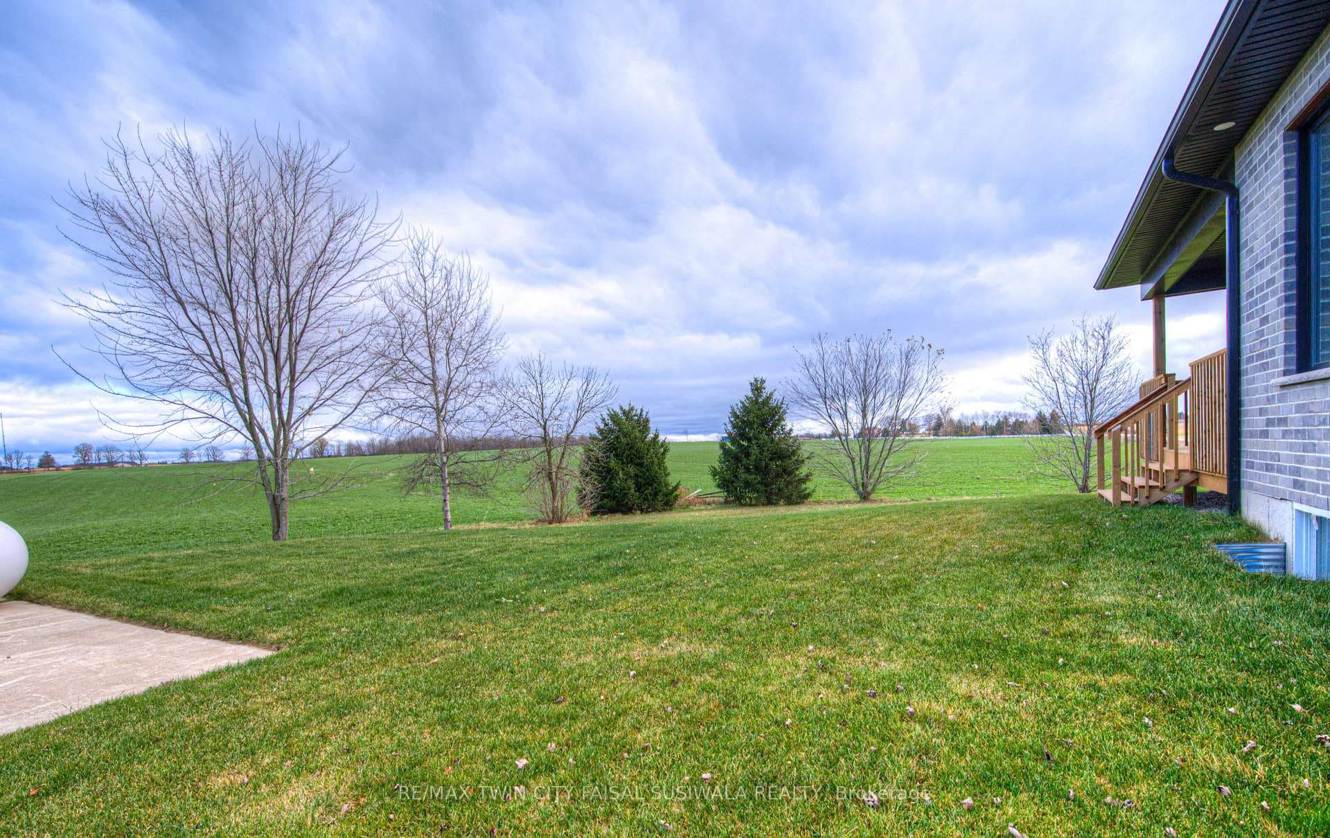1431 Puddicombe Road photo 10