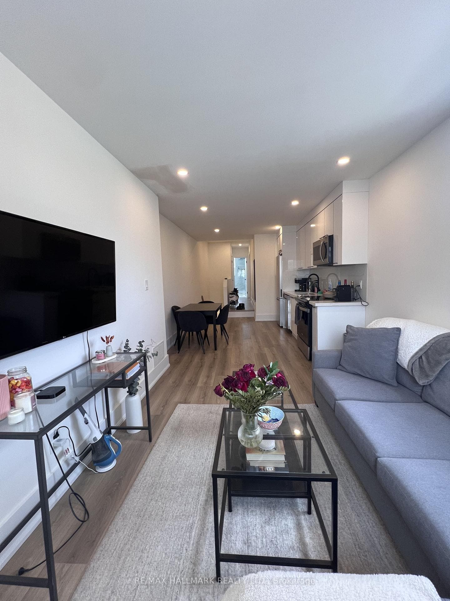 13 Brookfield Street Unit Upper photo 4