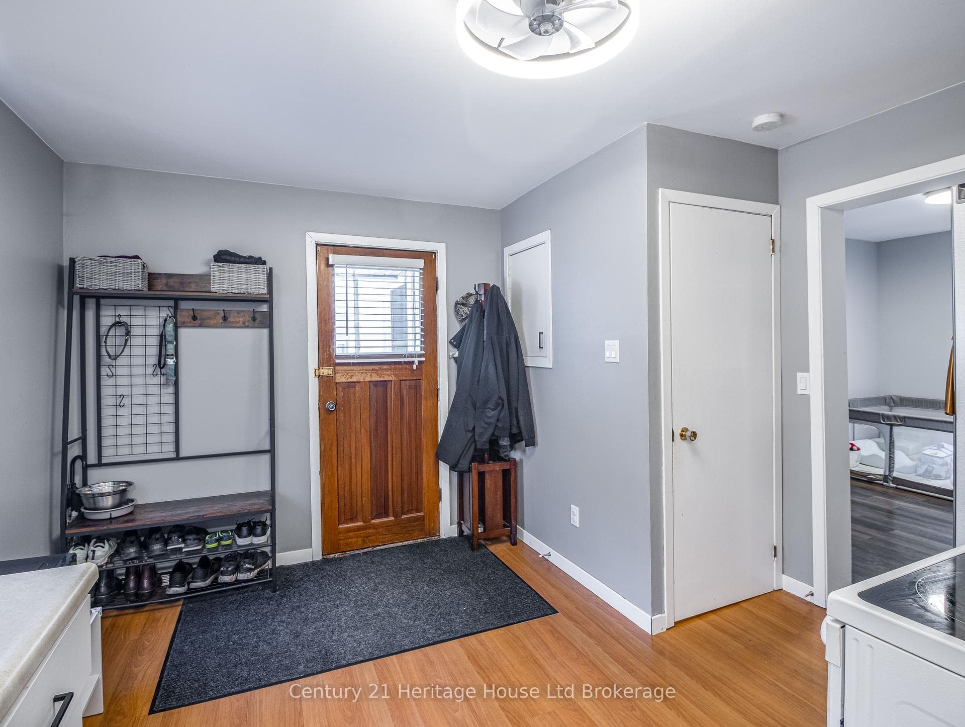 175 Canterbury Street photo 8