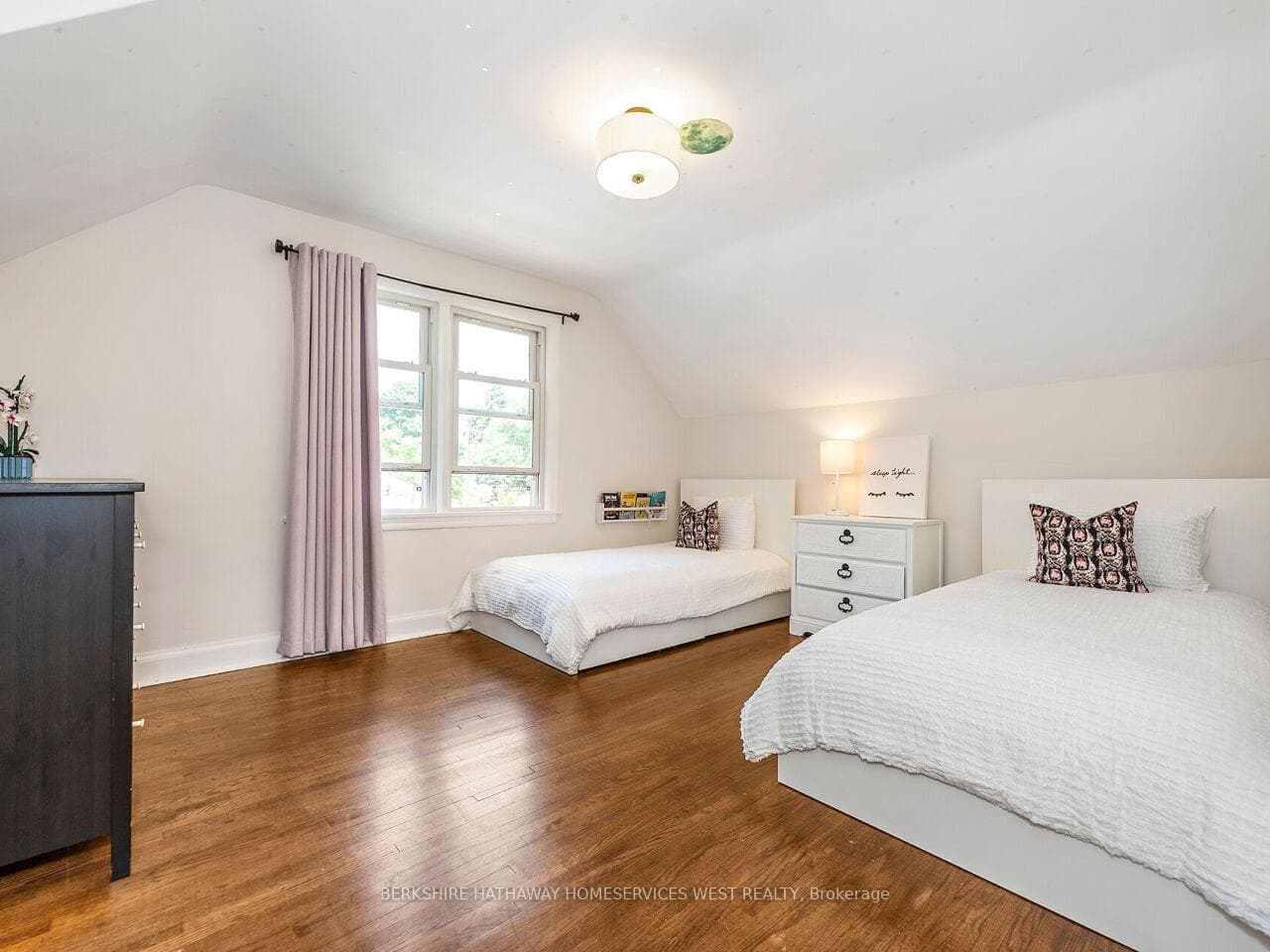 78 Westrose Avenue photo 22