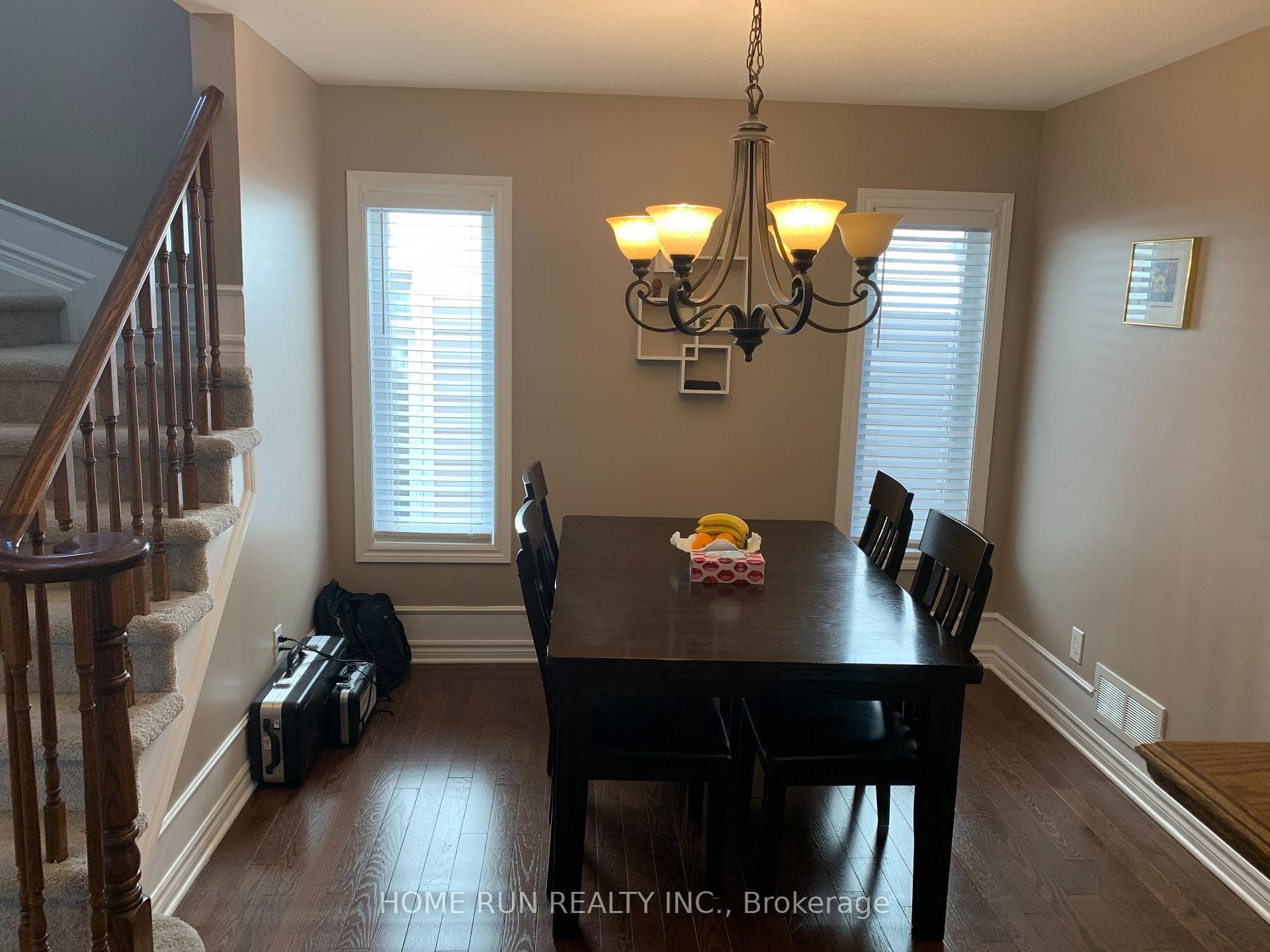 82 Cedar Valley Drive photo 3