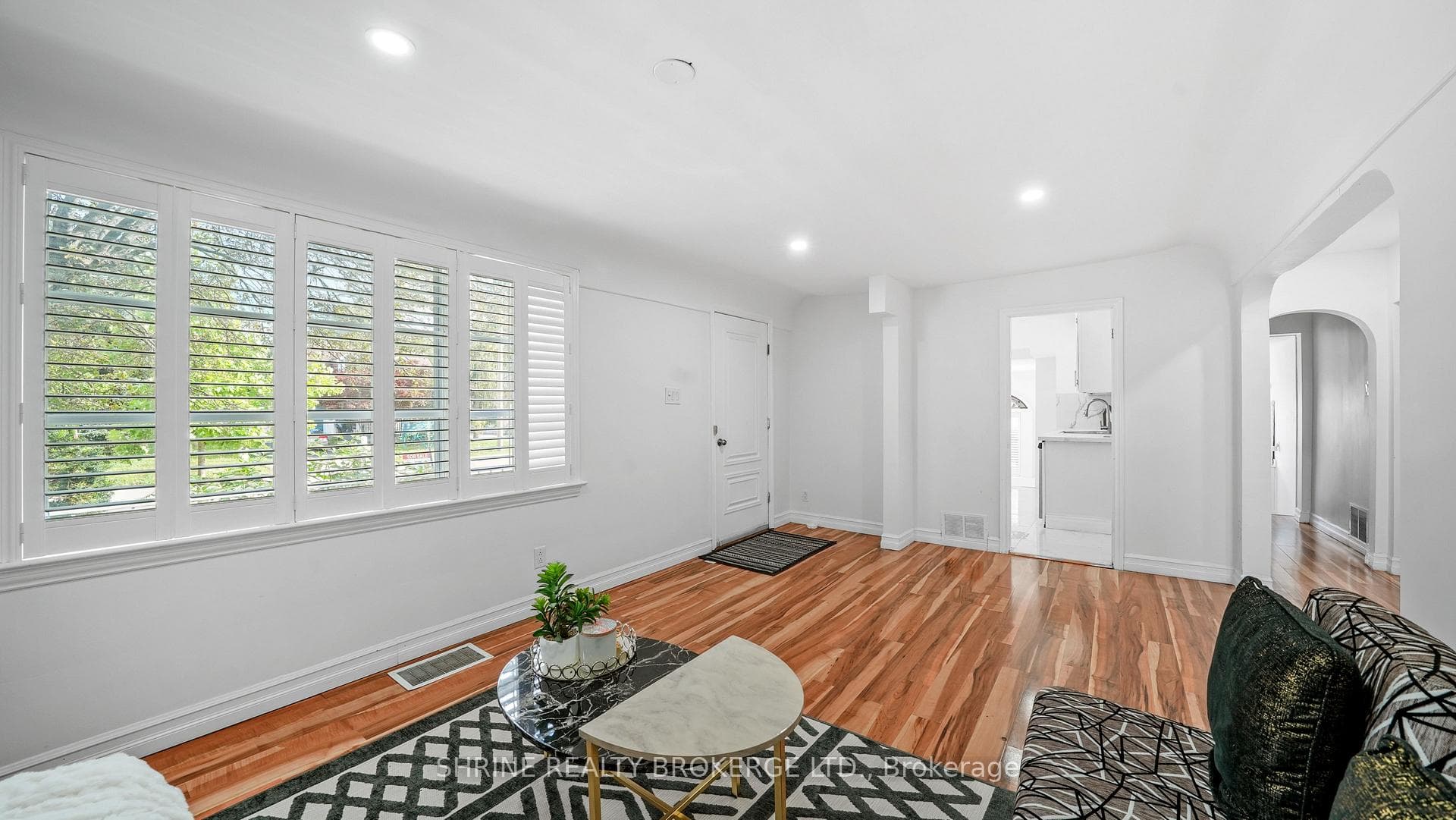 1632 Haig Street photo 6