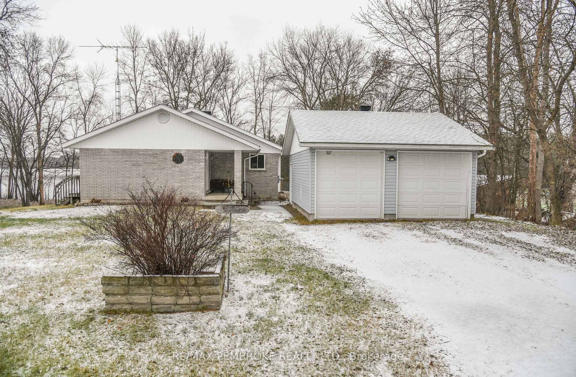 218 Greenway Drive photo 11
