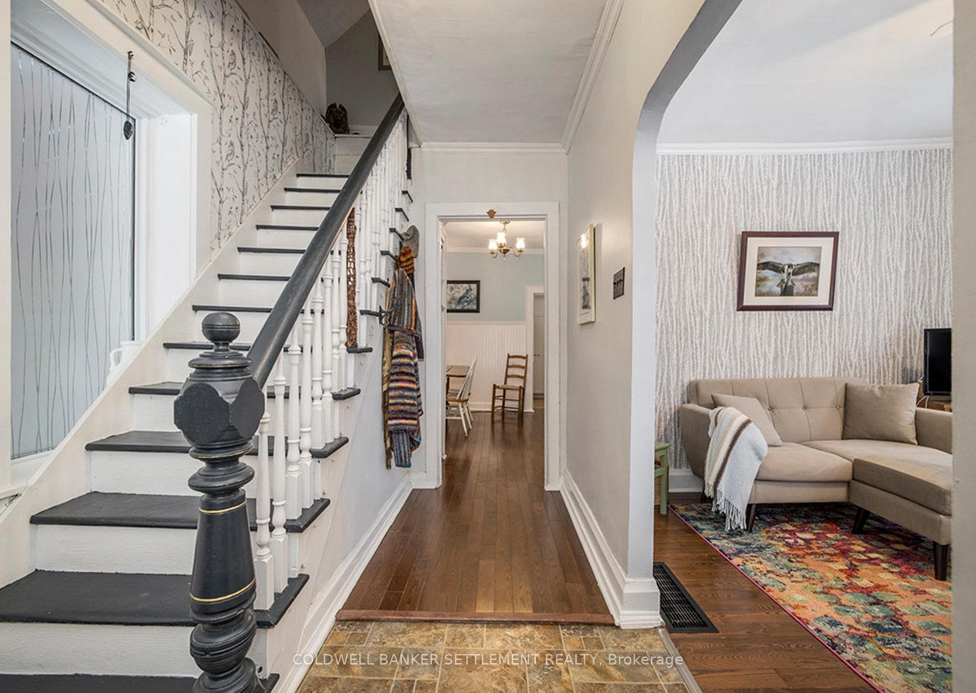205 LEWIS Street photo 6