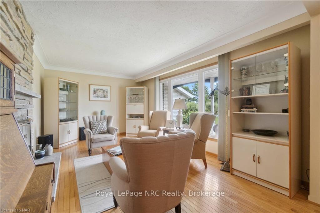 4070 Nineteenth Street photo 3