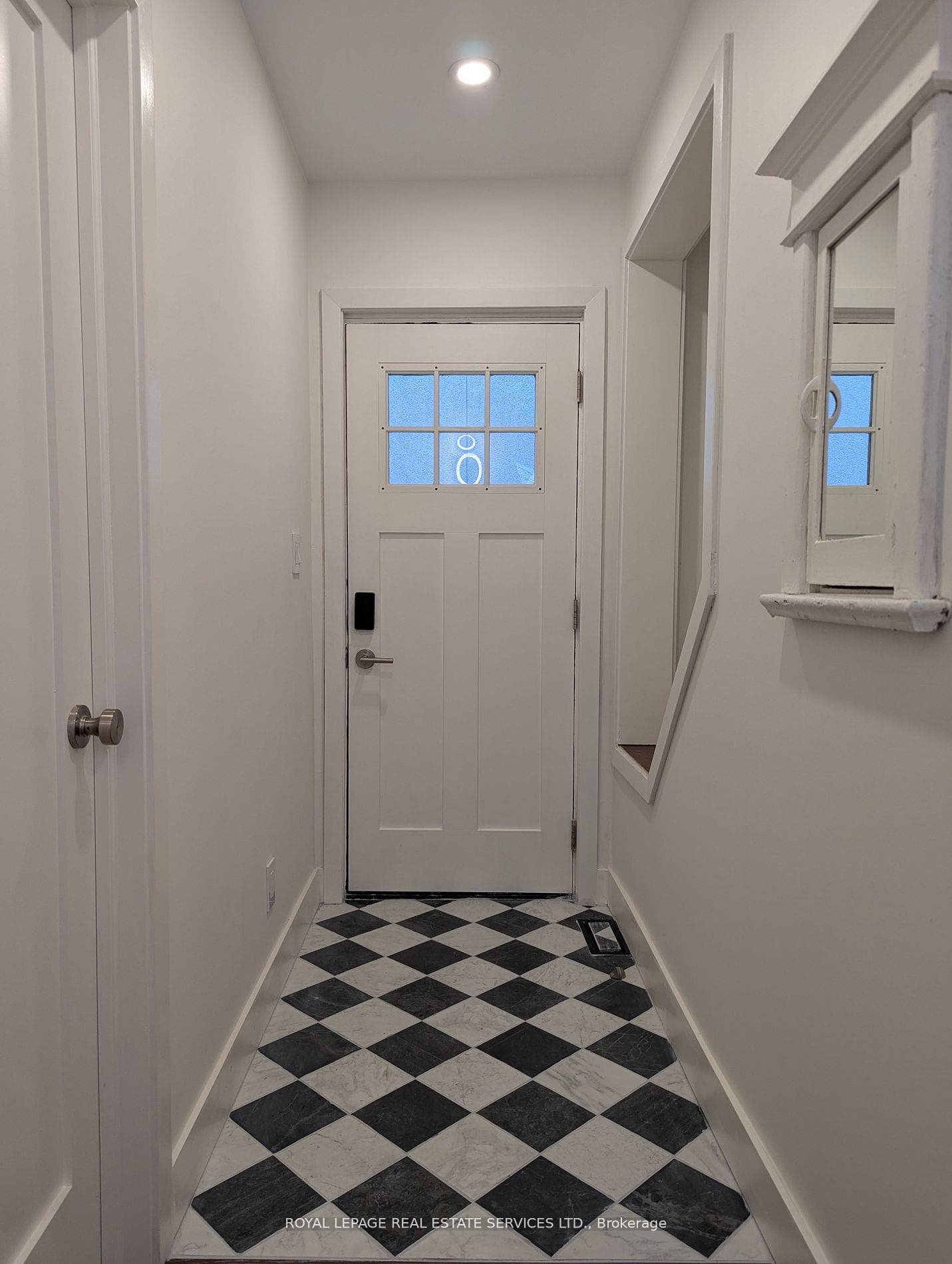 264A Hastings Avenue Unit Main photo 2