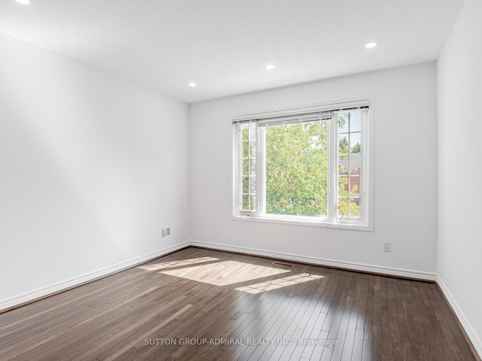 98 Rosedale Heights Drive photo 25