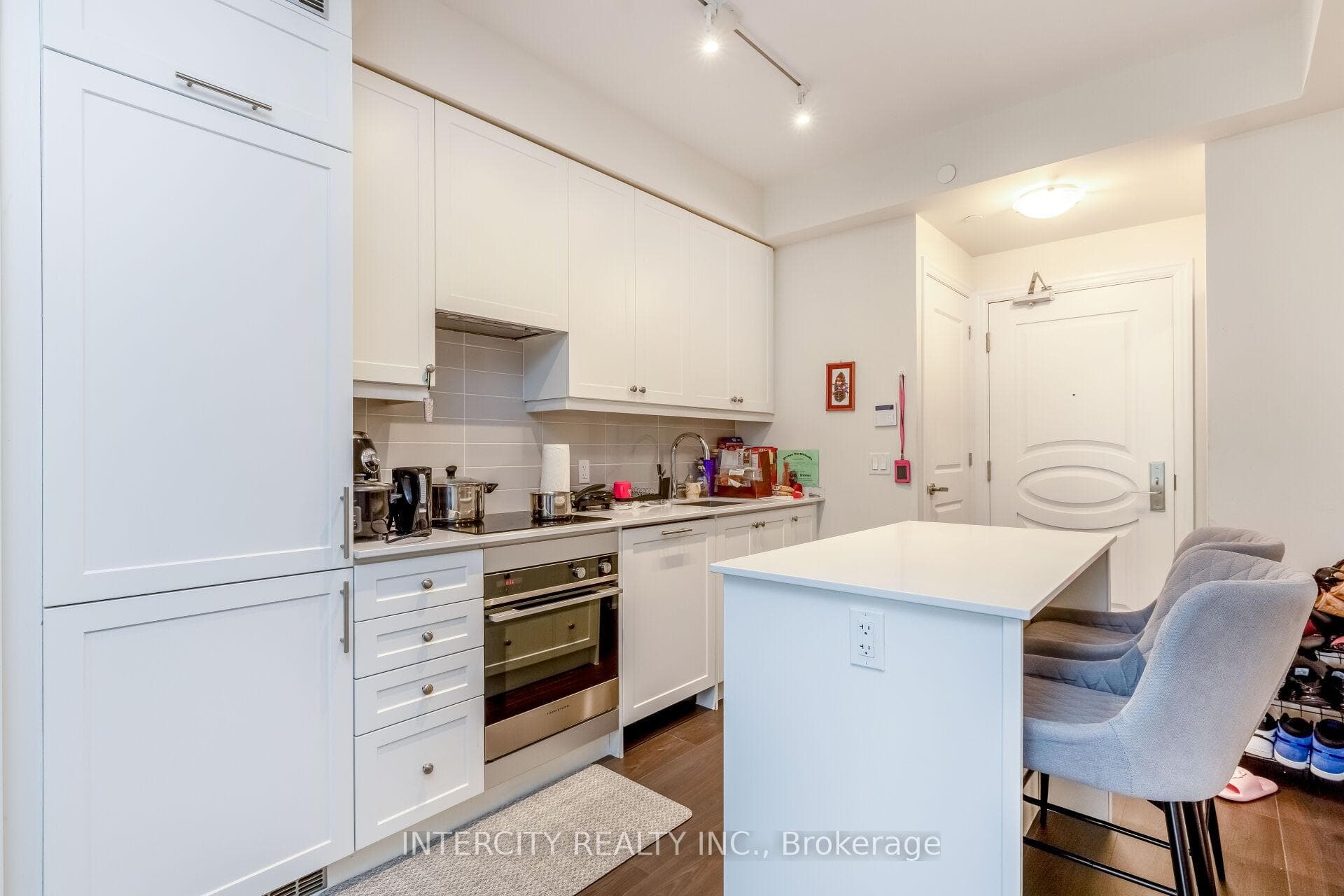 9085 Jane Street Unit 1802 photo 18