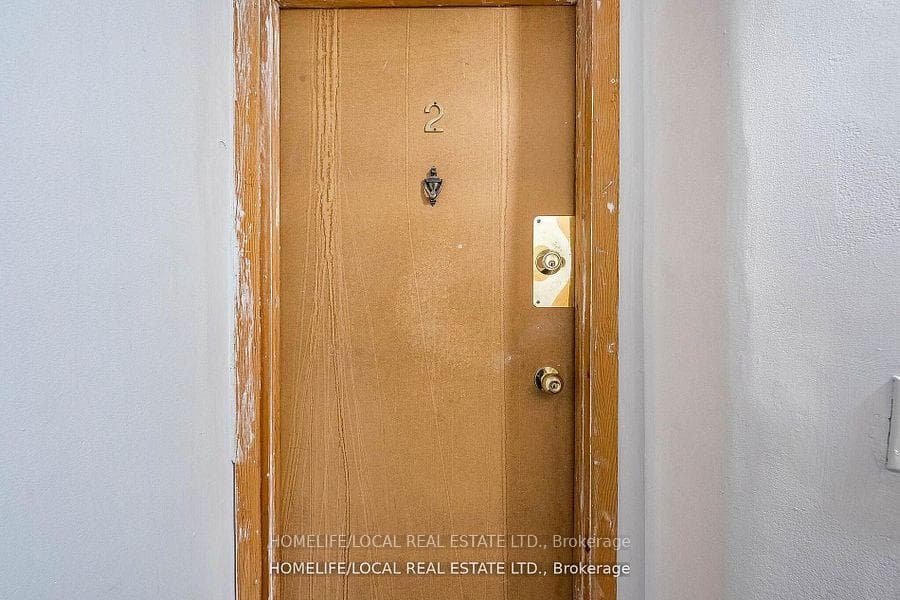 280 St Clarens Avenue photo 15