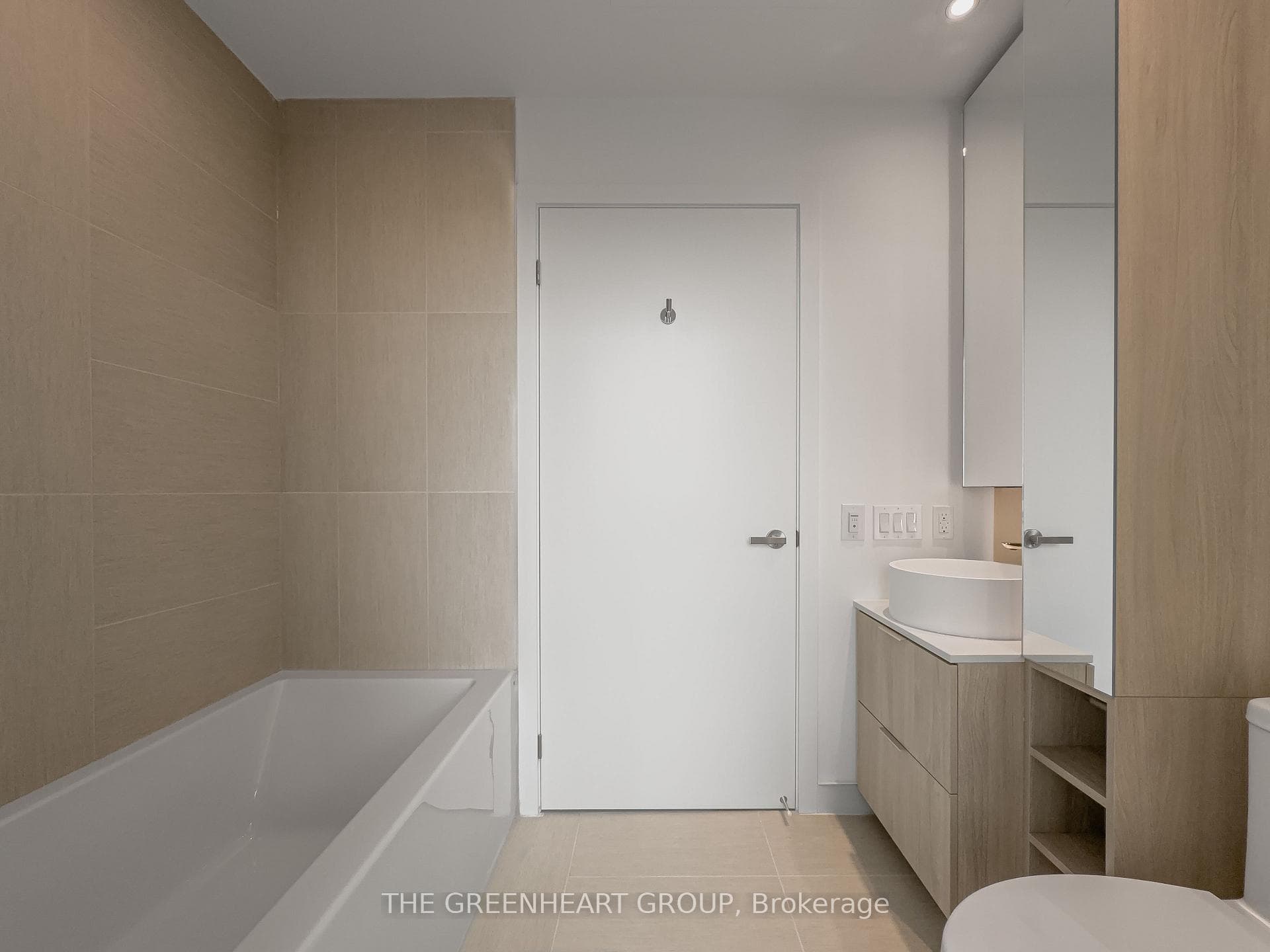 28 Ann Street Unit 1607 photo 13