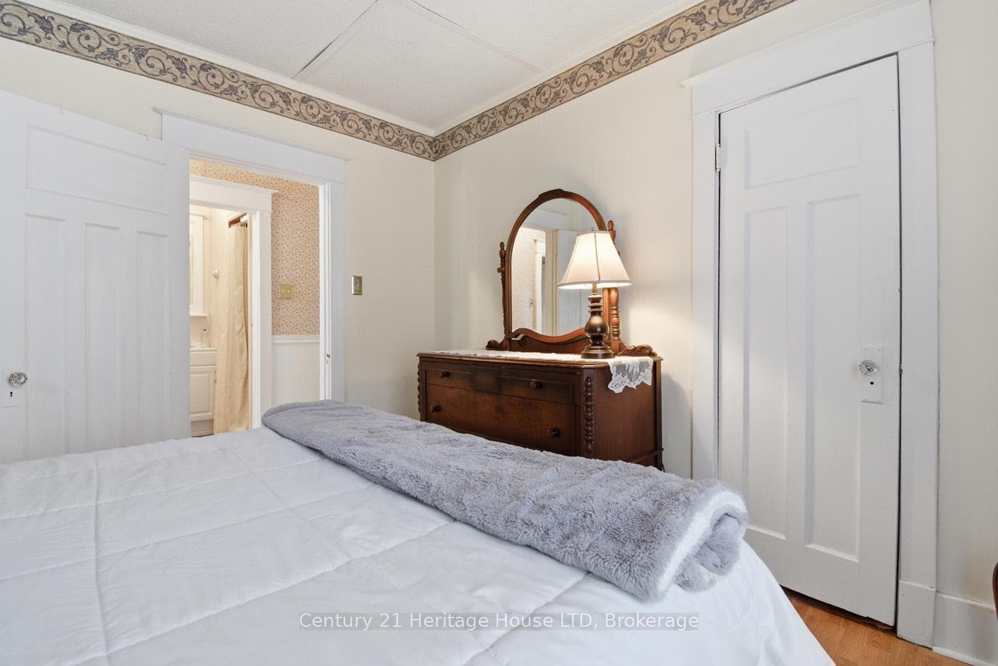 104 Chetwood Street photo 23