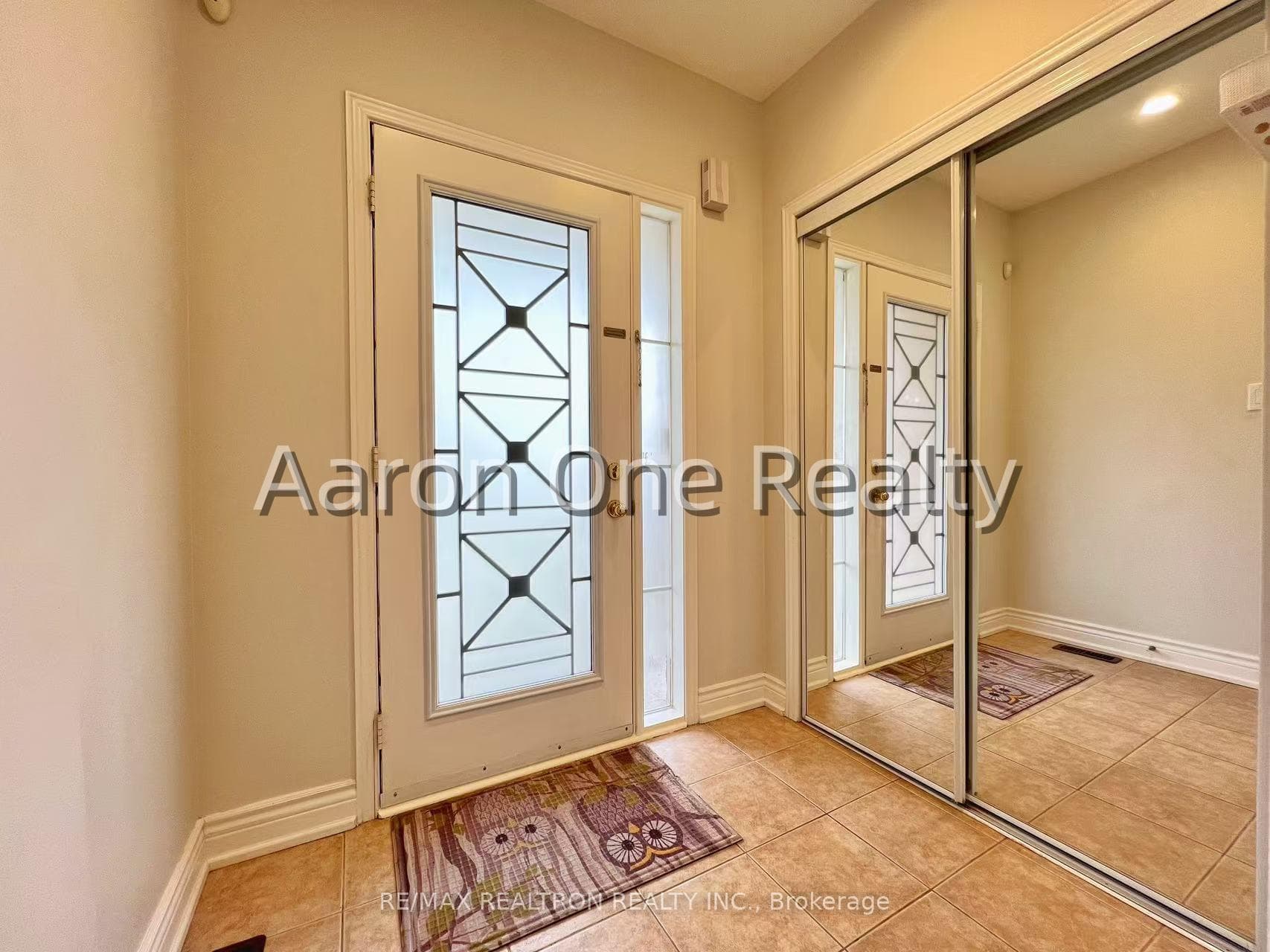 296 Lauderdale Drive photo 3
