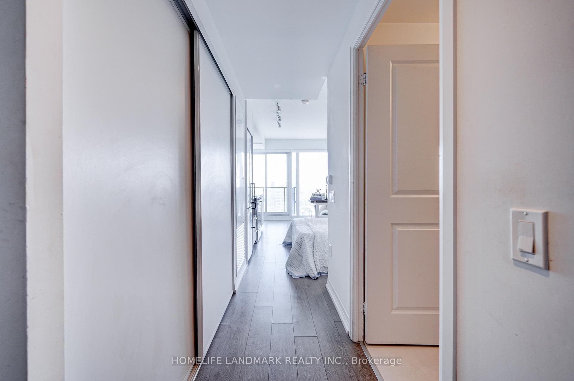 251 Jarvis Street Unit 4307 photo 8