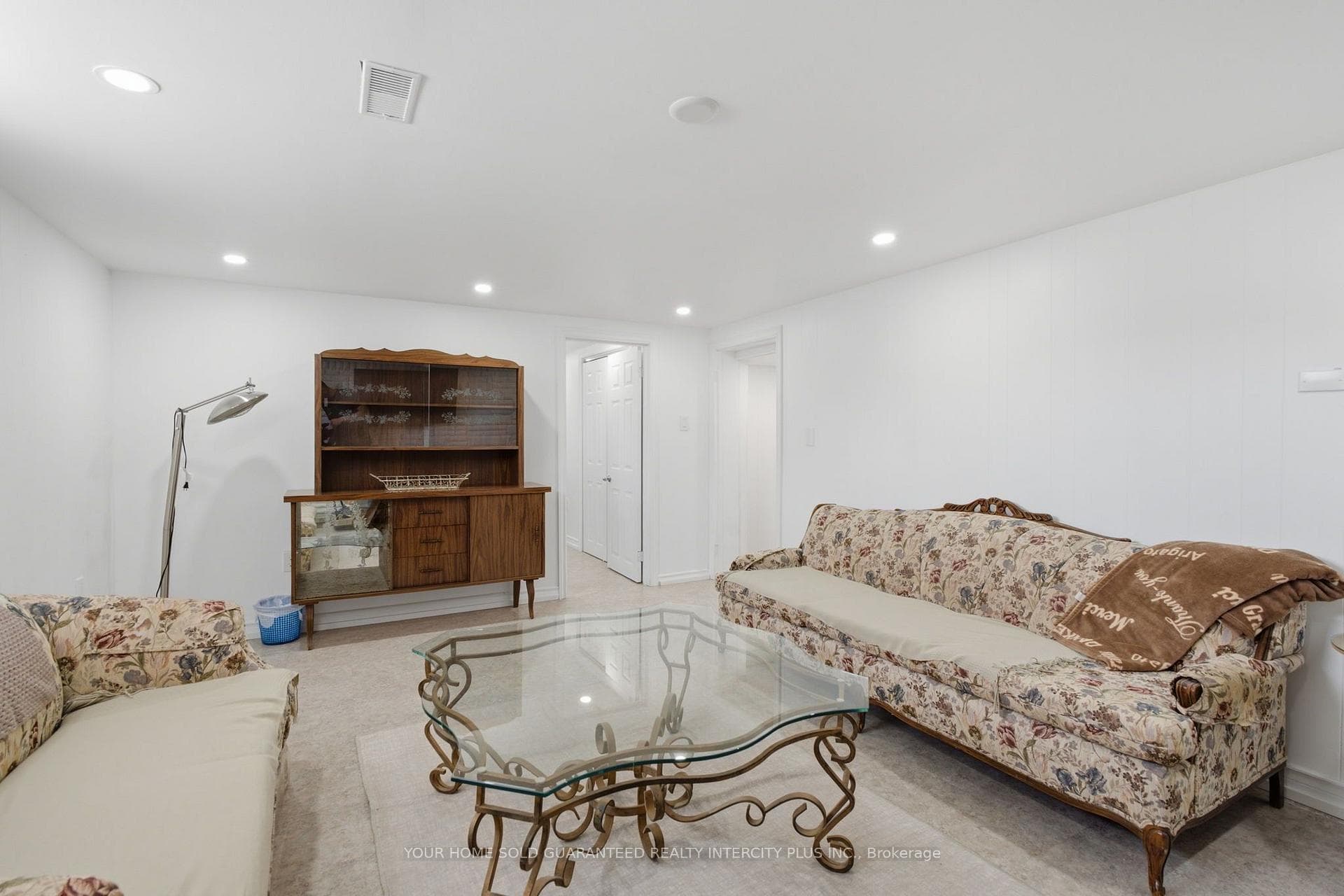 549 Rustic Road photo 22