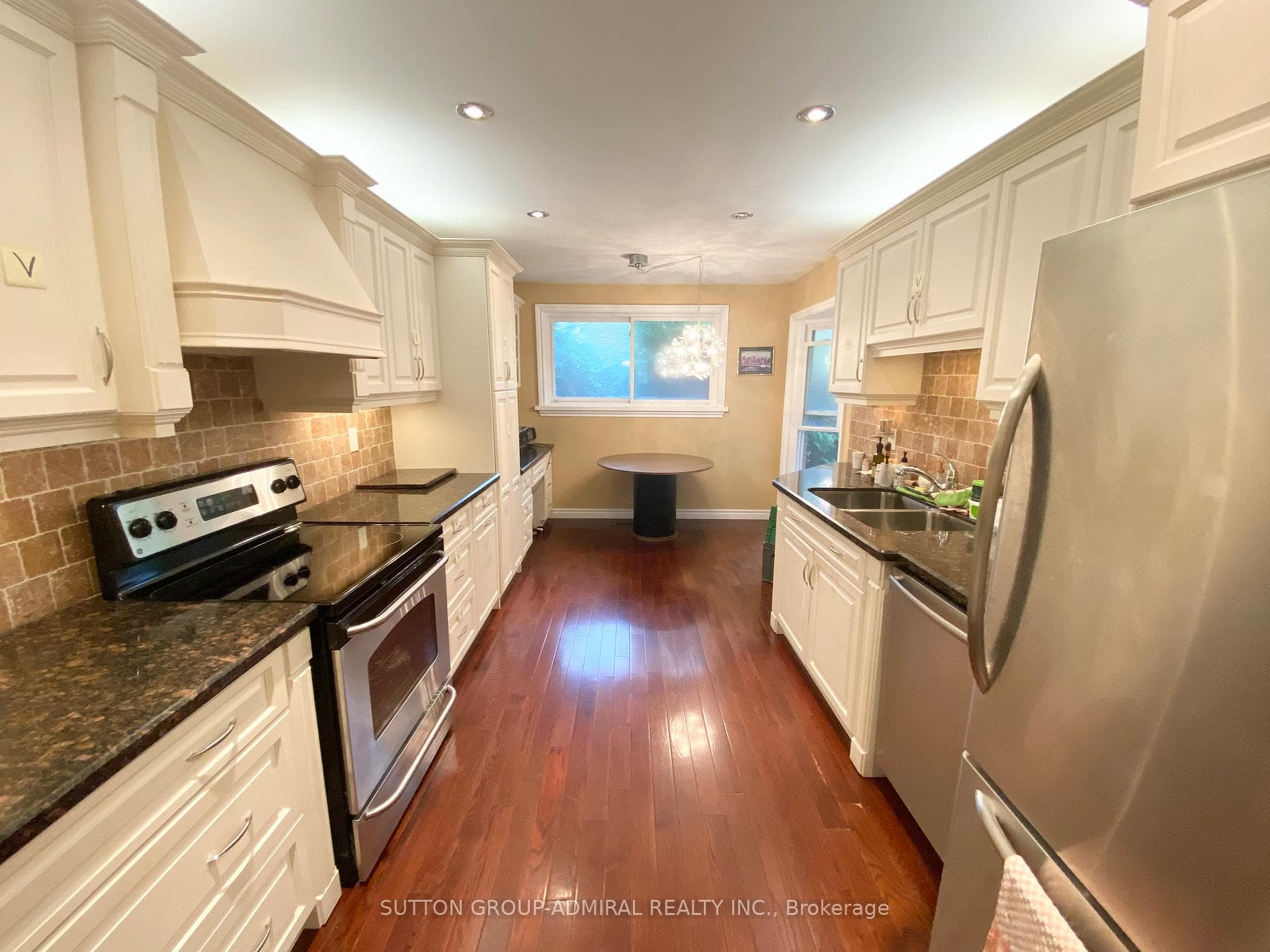 607 Cummer Avenue photo 5