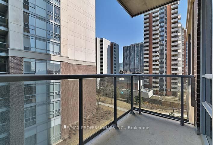 3 Michael Power Place Unit 402 photo 12