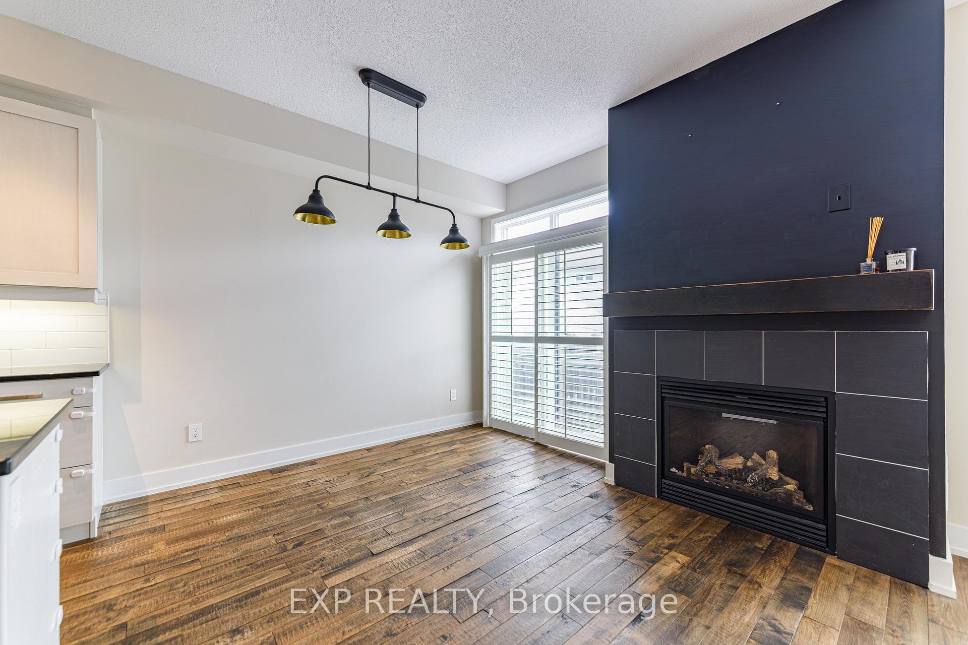 605 Tennant Way photo 11