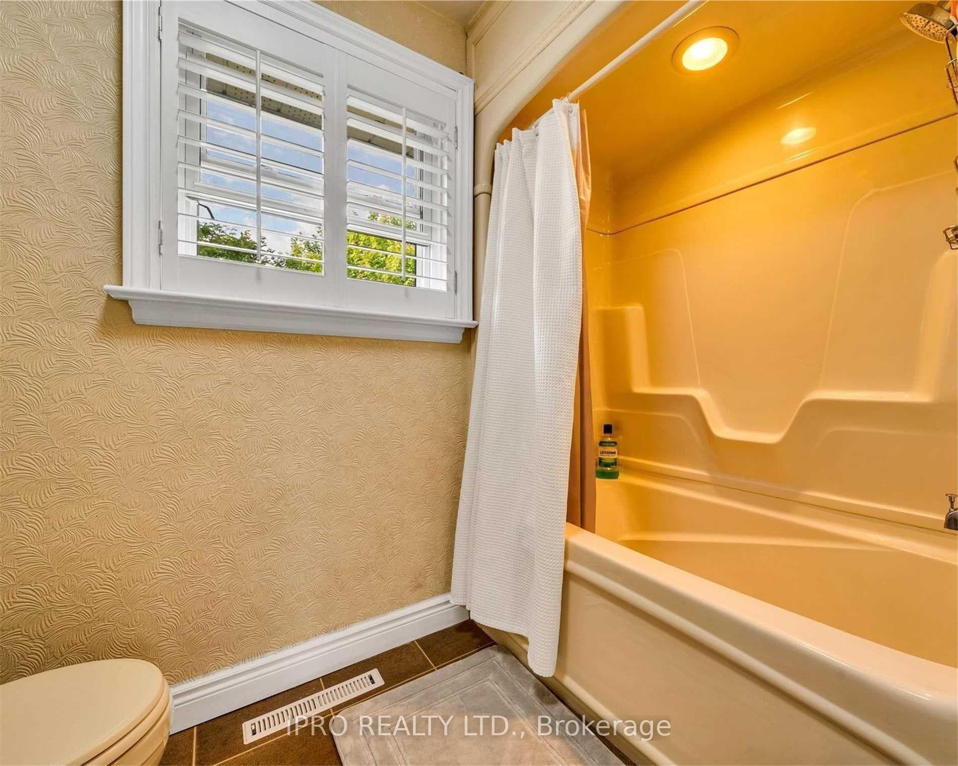 526 Anson Drive photo 17