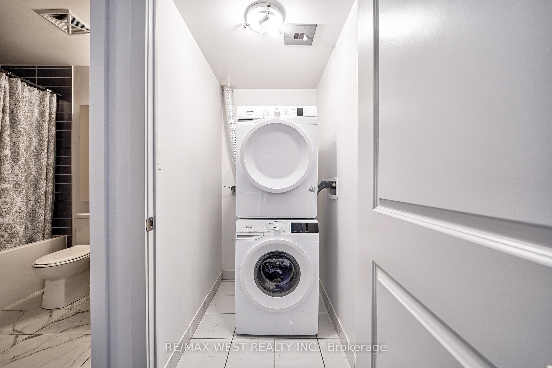 2799 Kingston Road Unit 514 photo 10