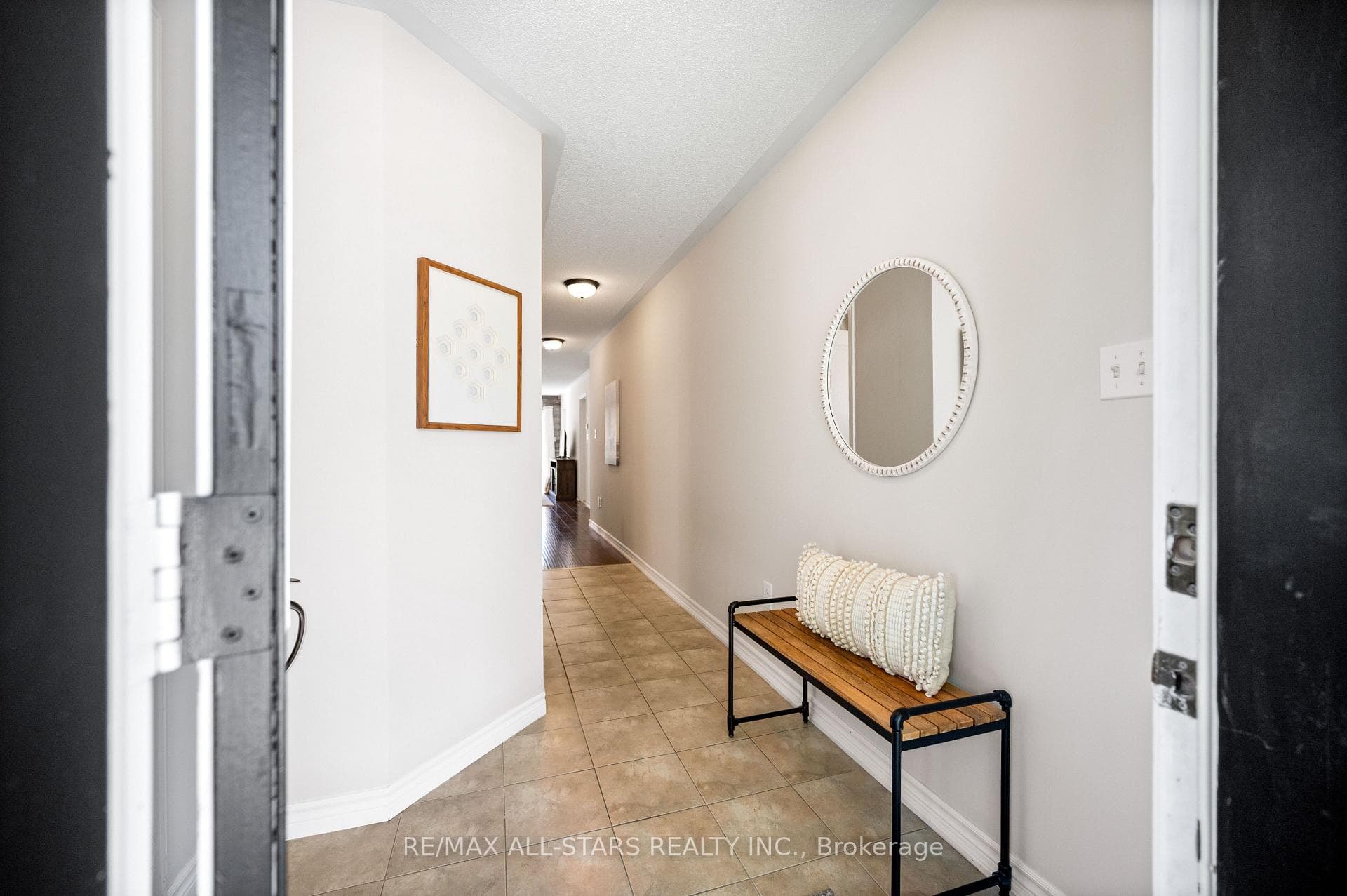 195 Richard Underhill Avenue photo 3