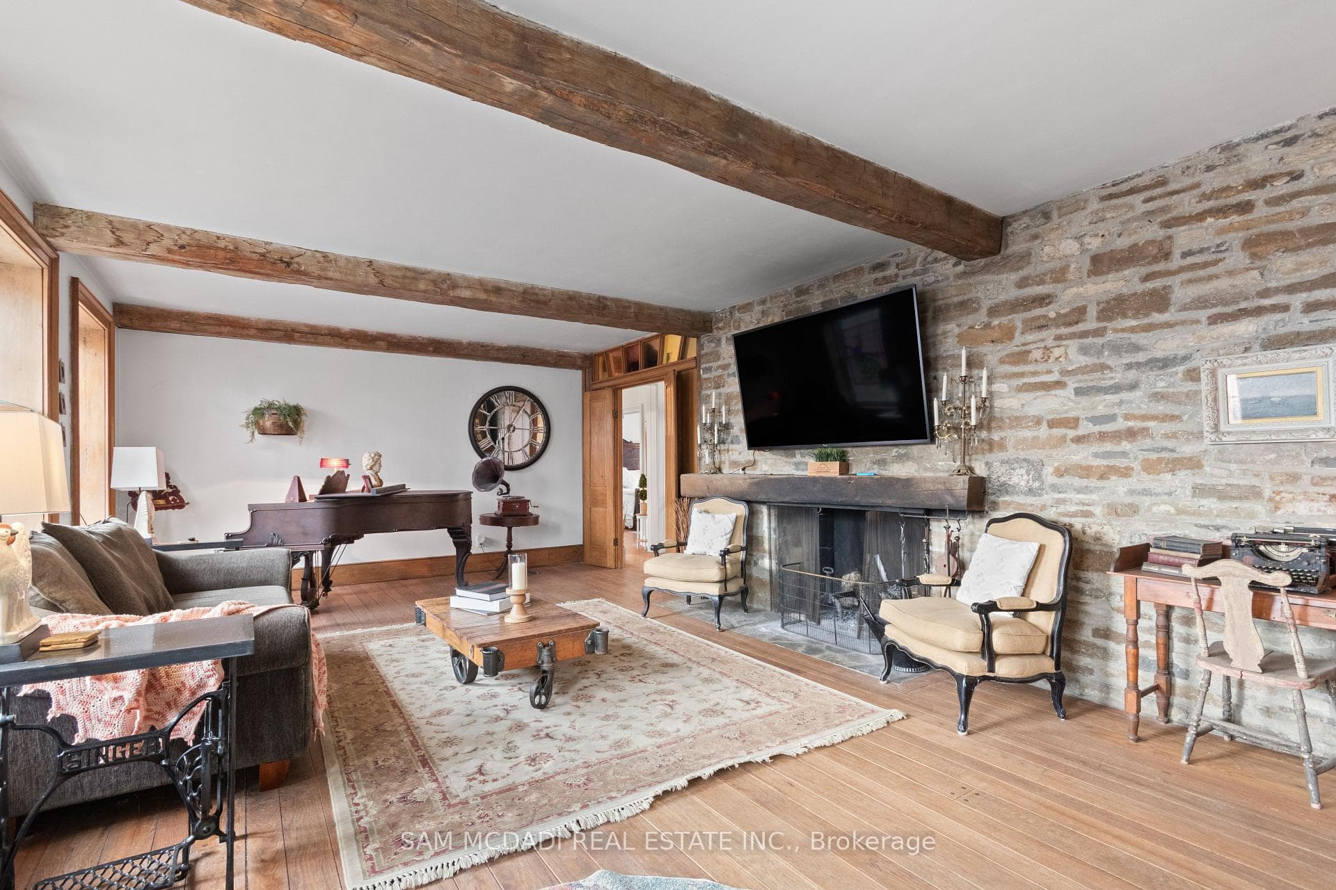 85 Yorkleigh Avenue photo 11