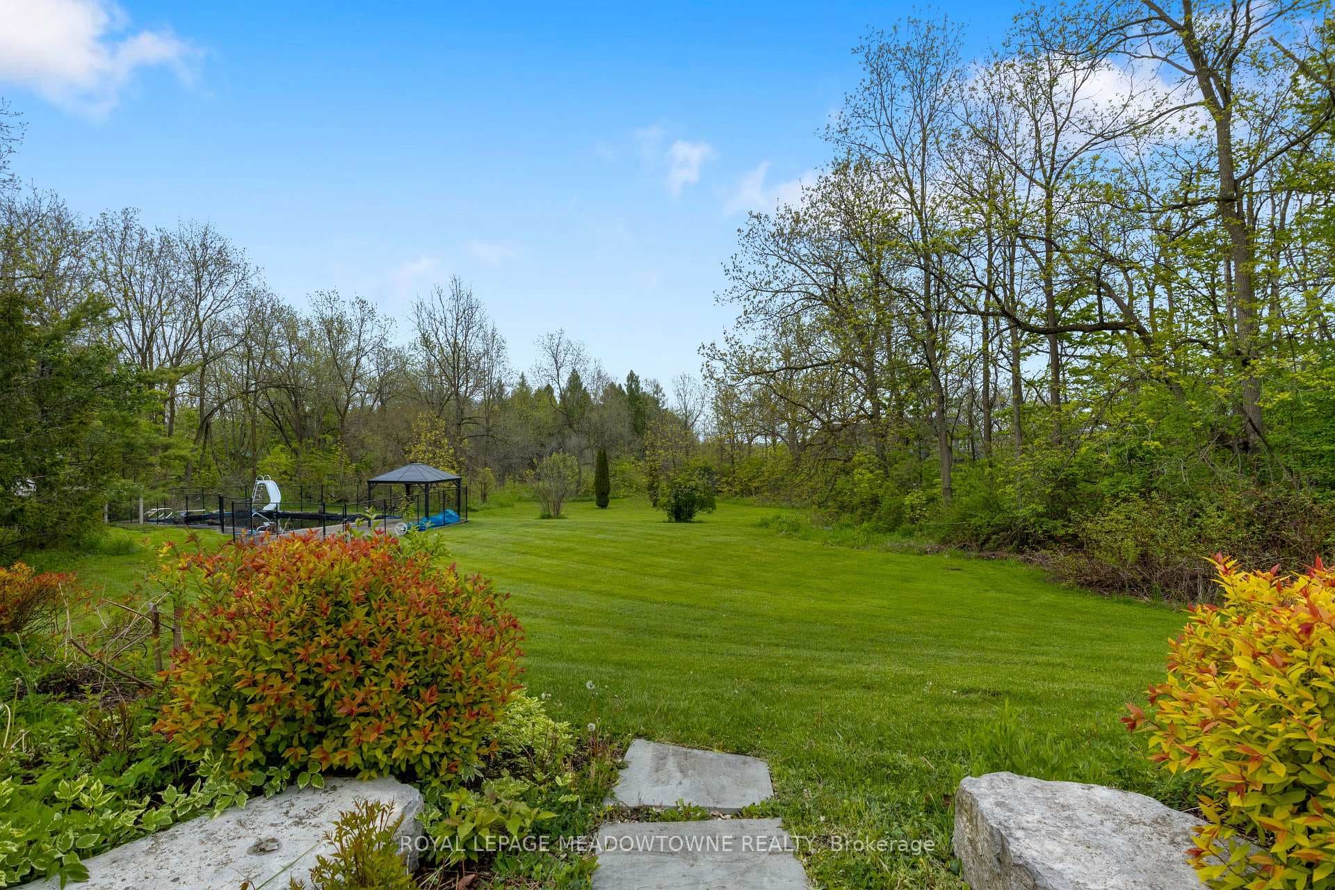 4711 Watson Road photo 6