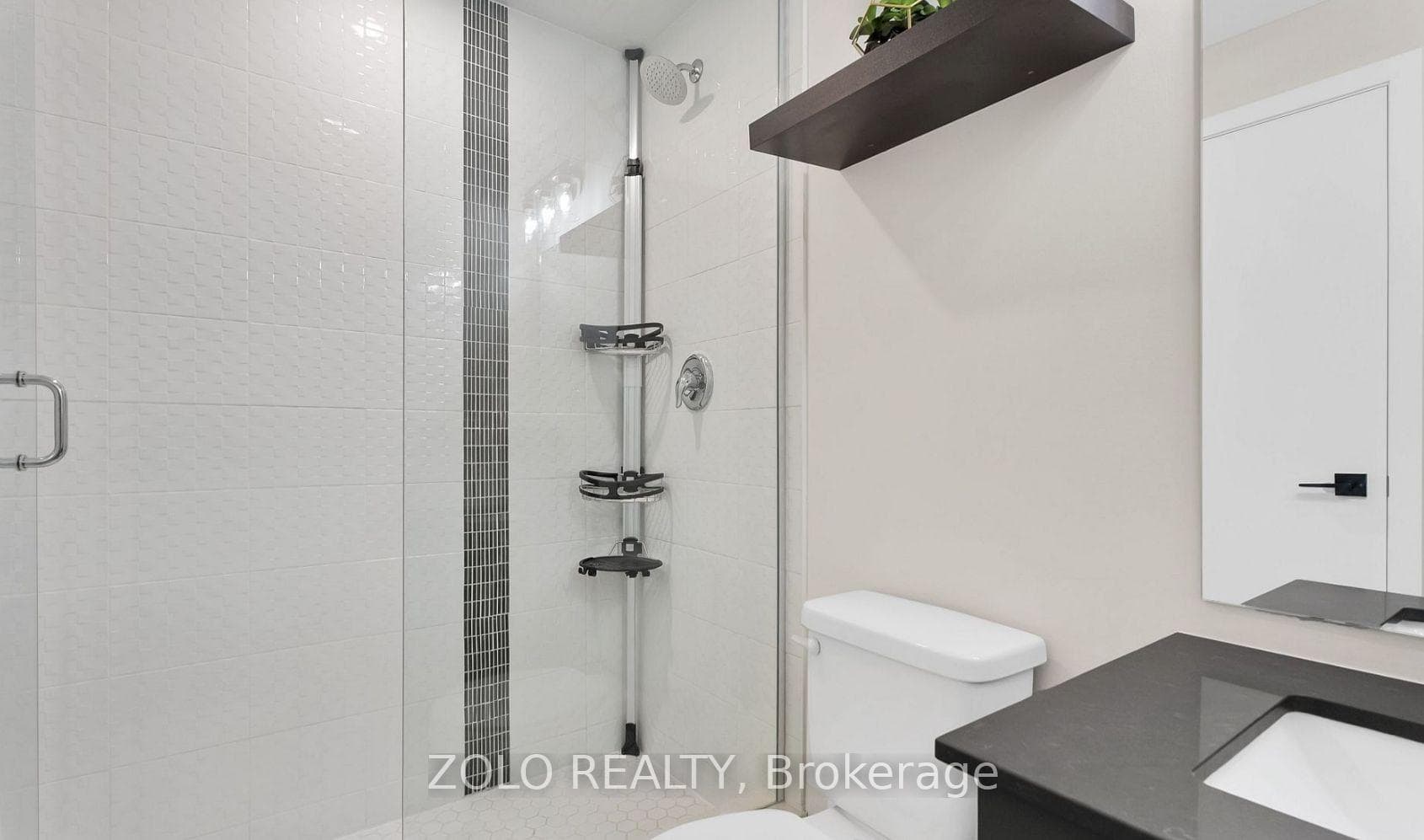 4 Spice Way Unit 101 photo 18