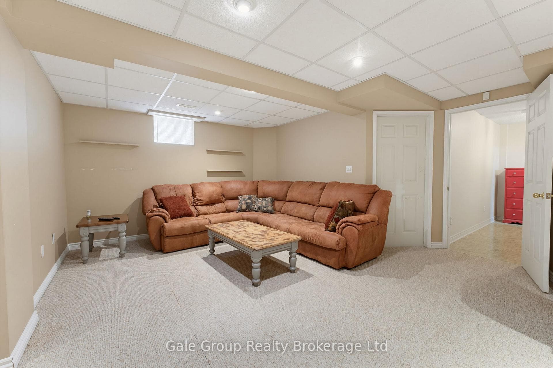 209 Hilltop Drive photo 25