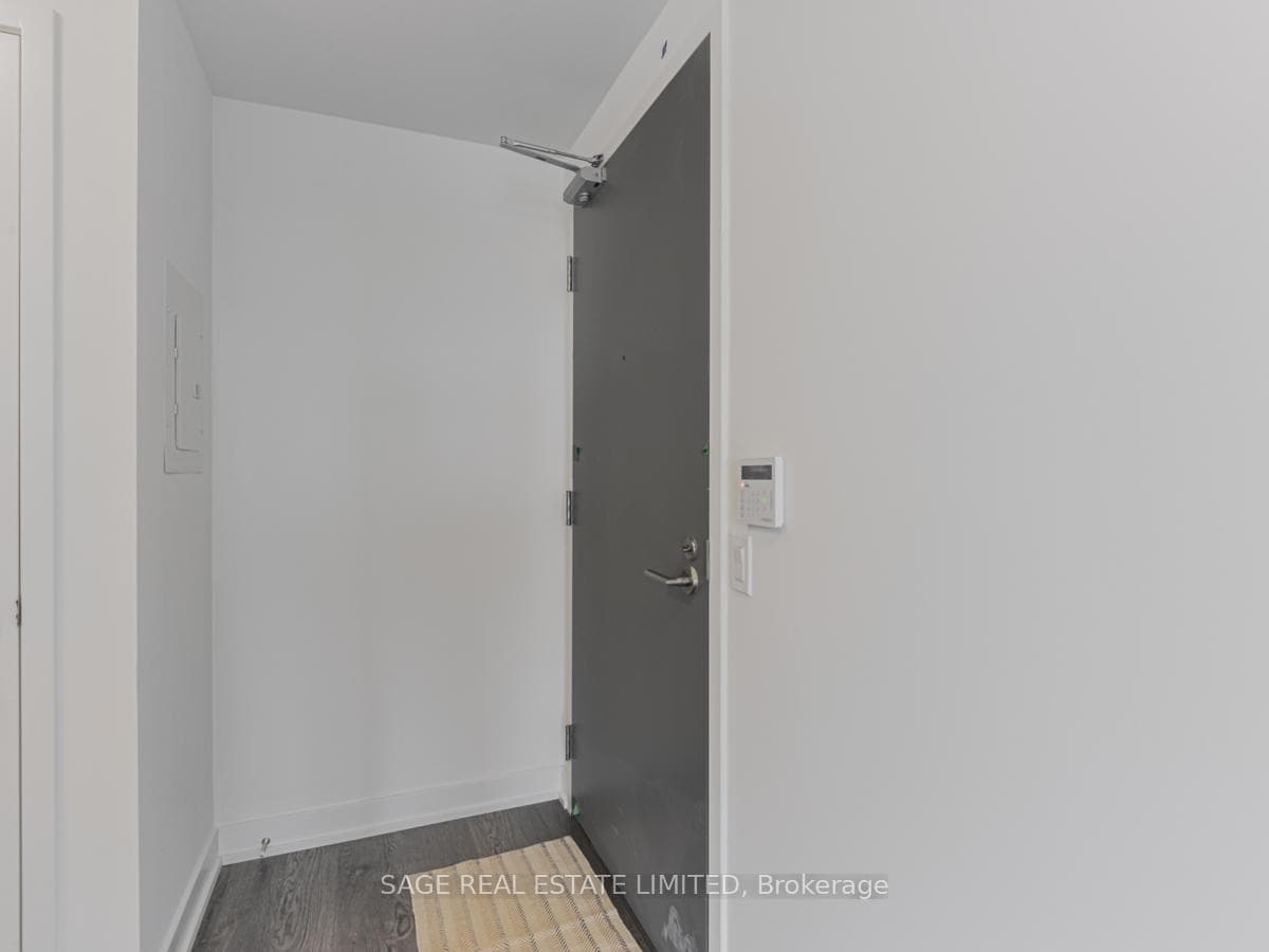 50 O'neill Road Unit 516 photo 21