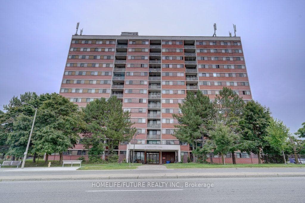 10 Tapscott Road Unit 806 photo 1