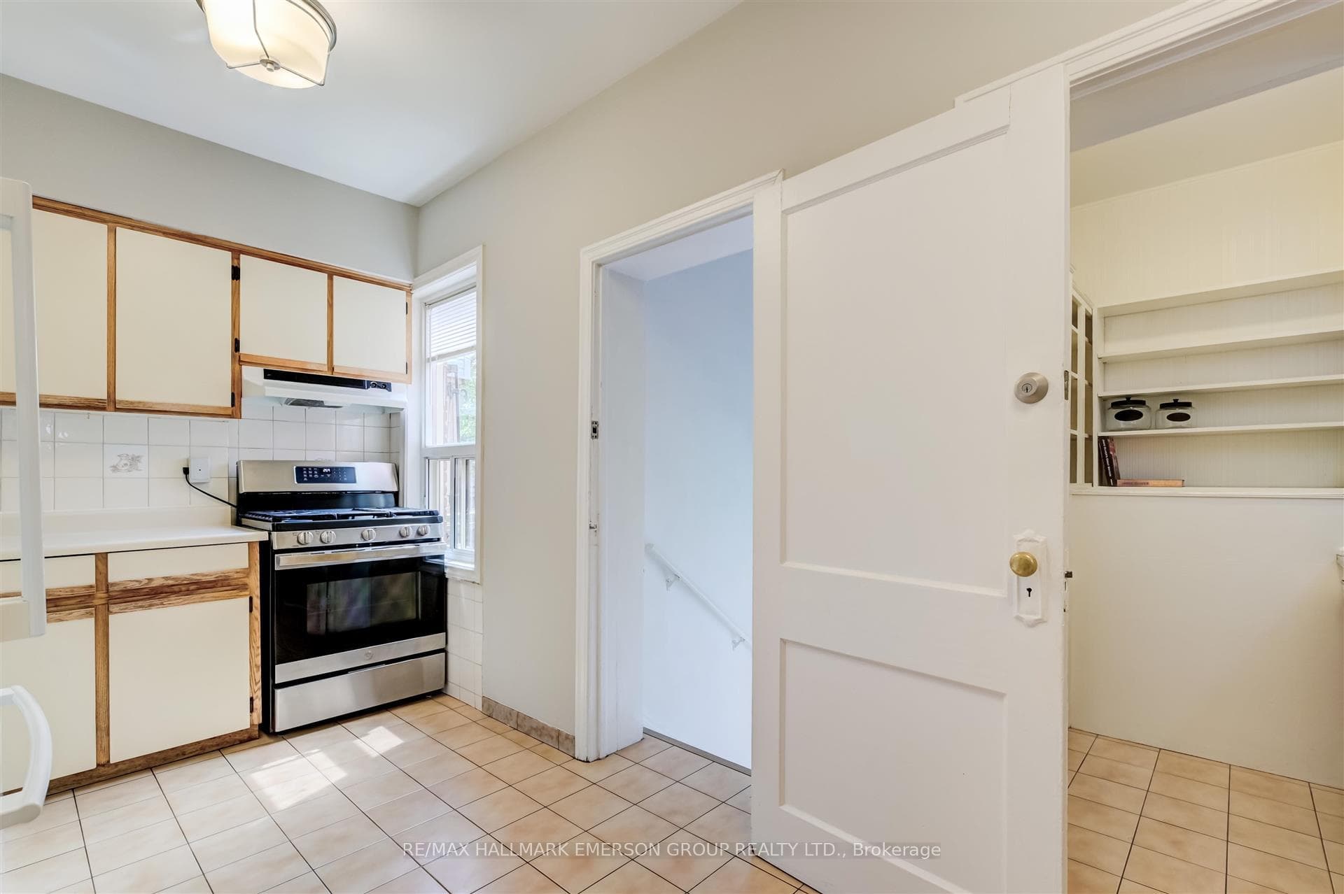 42 Cedarvale Avenue photo 9