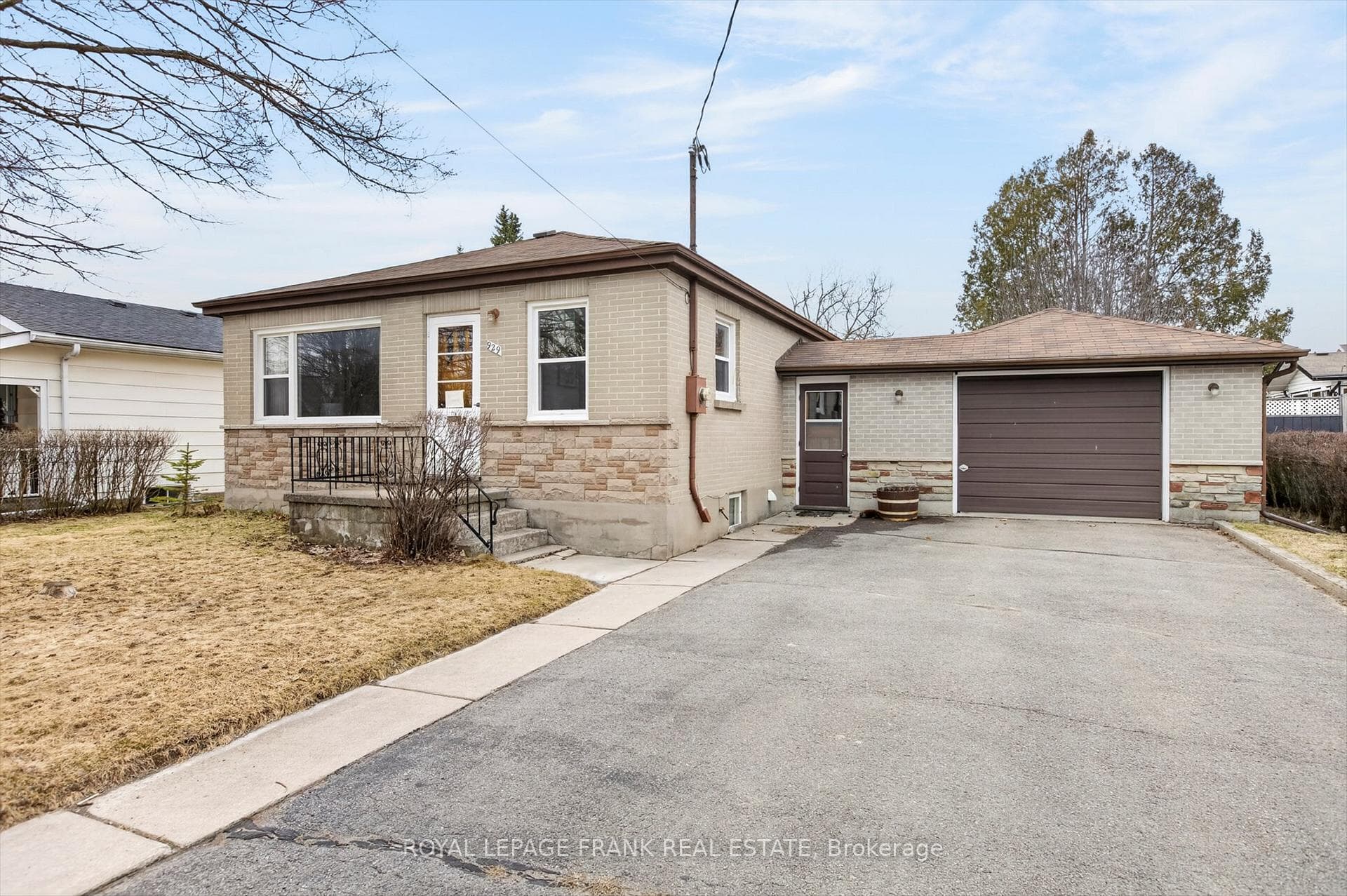 929 Western Avenue photo 2