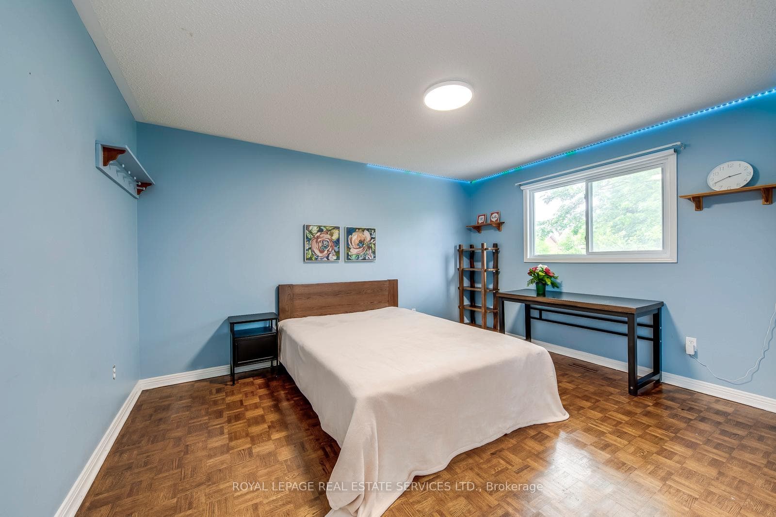 1143 Chapelton Place photo 36