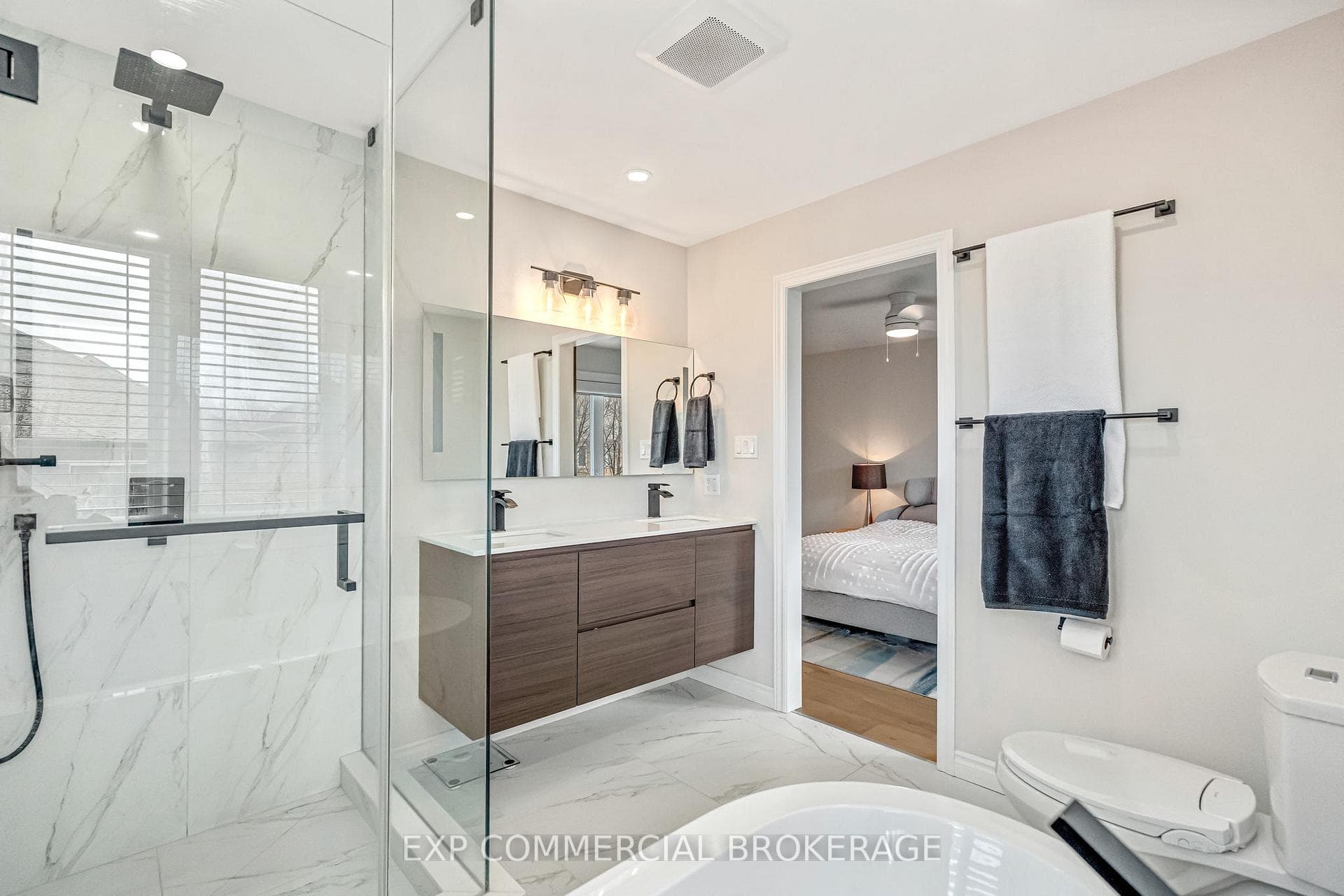 2264 Highcroft Road photo 29