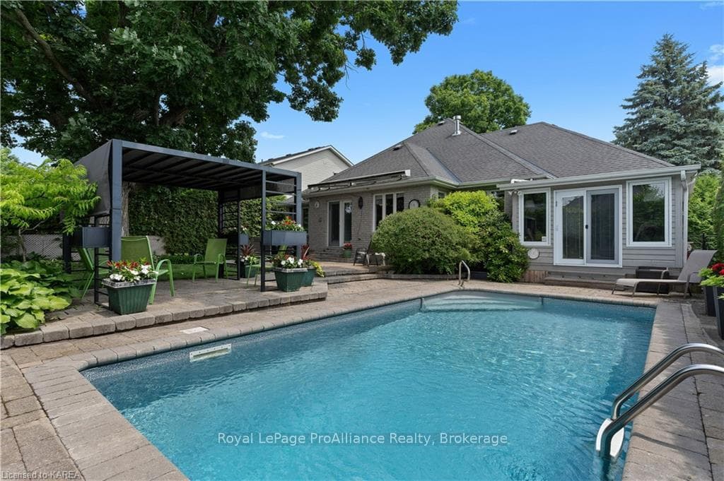 25 KENWOODS Circle photo 35