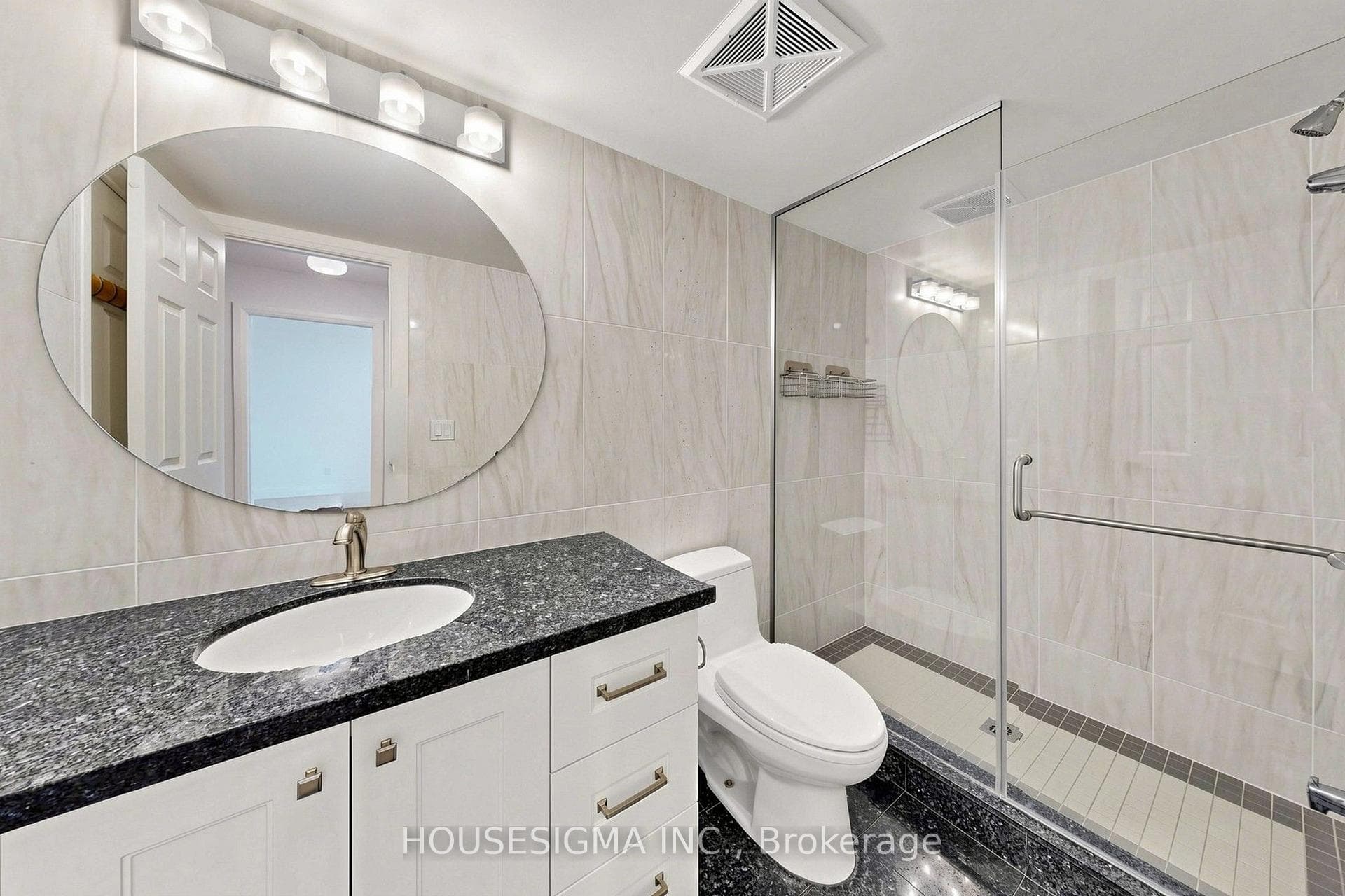 83 Mondeo Drive Unit 220 photo 26