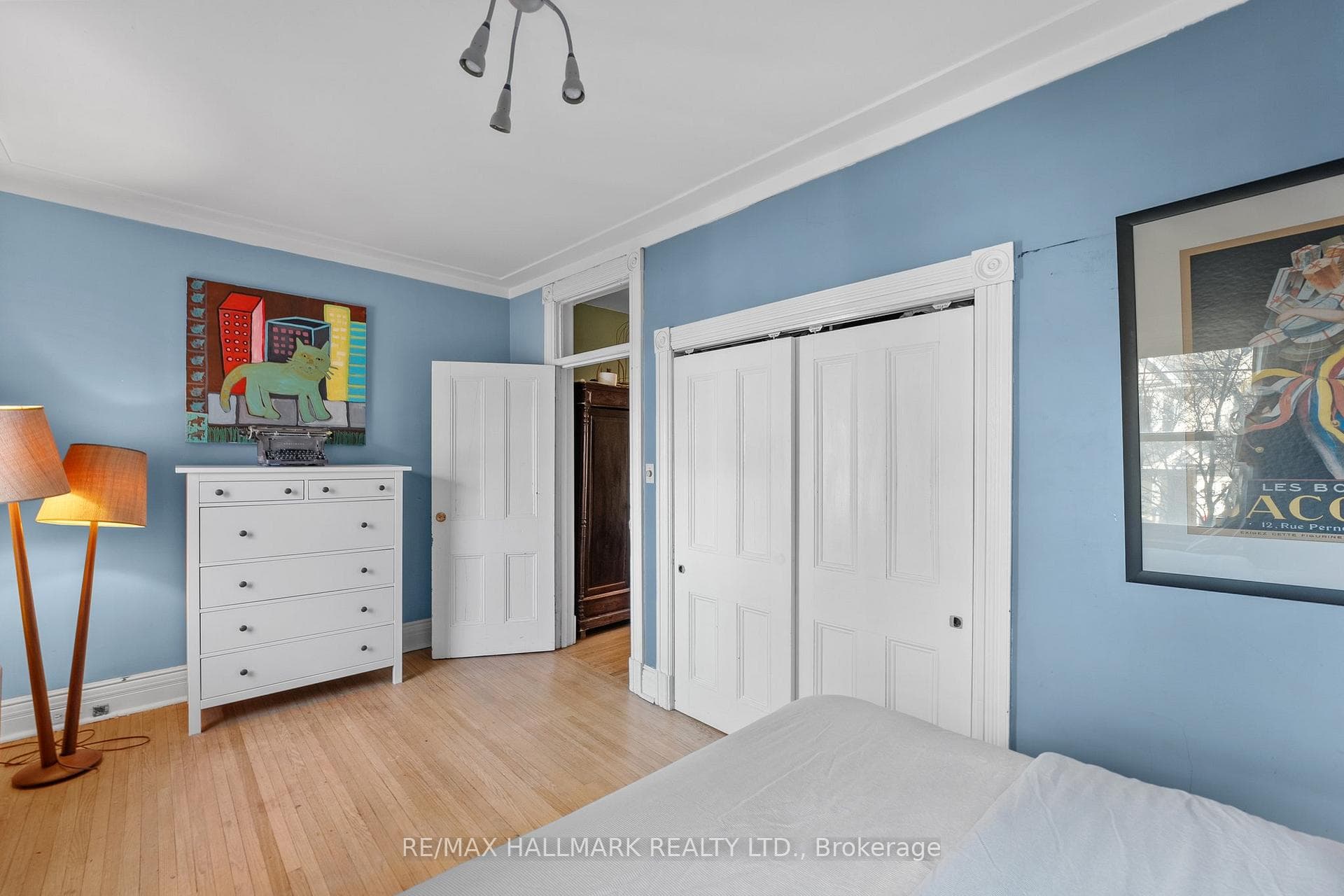 17 Brooklyn Avenue photo 12