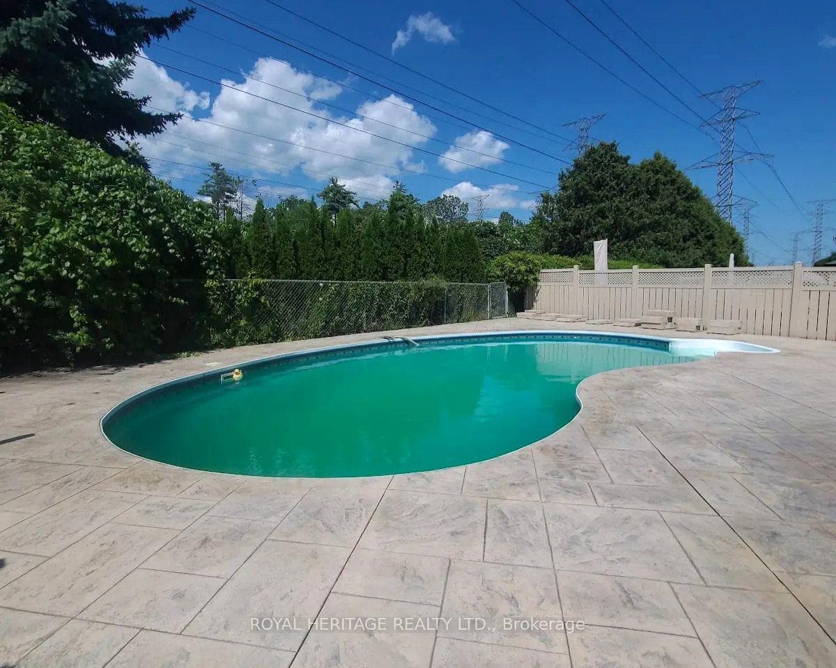 1221 Fieldstone Circle photo 38