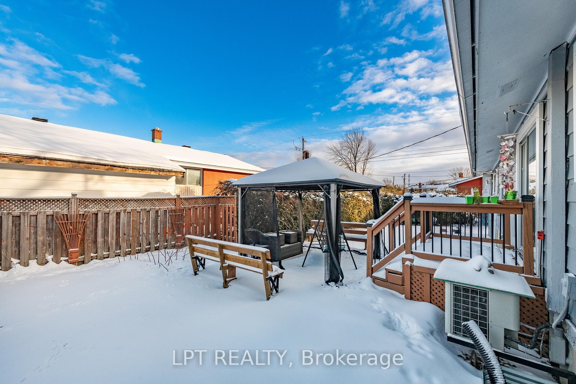 37 Largo Crescent photo 31
