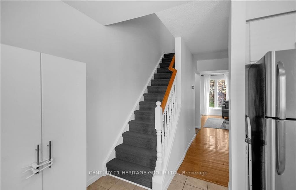 52 Harris Avenue Unit D photo 18