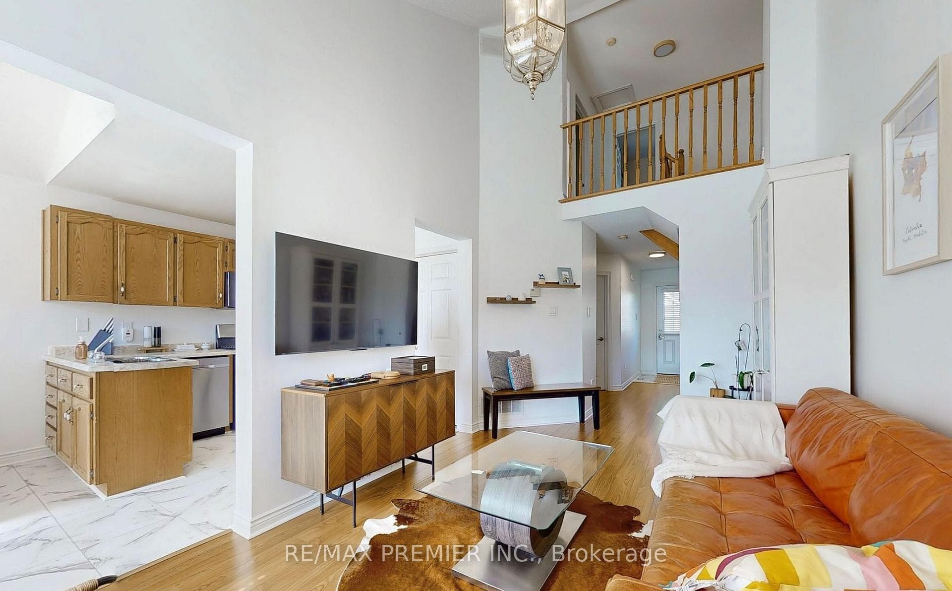 9 Wentworth Drive Unit 13 photo 7
