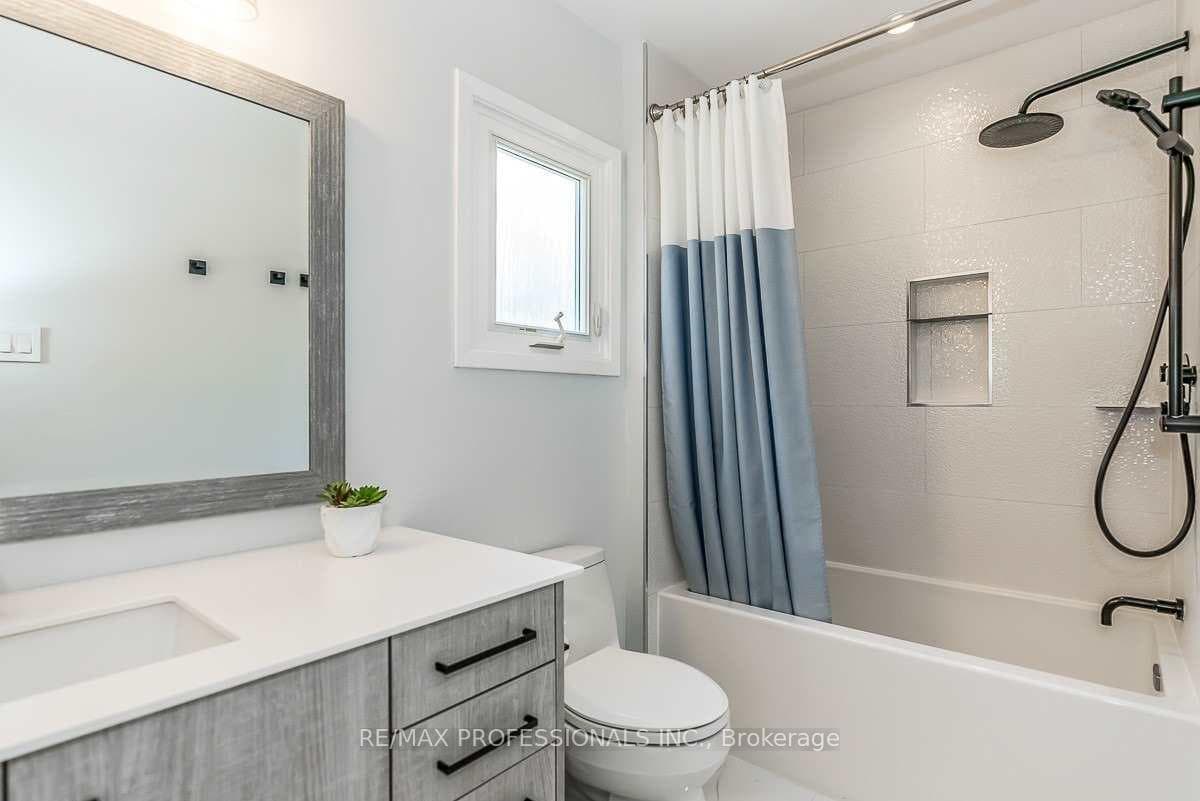 4080 Teakwood Drive photo 25
