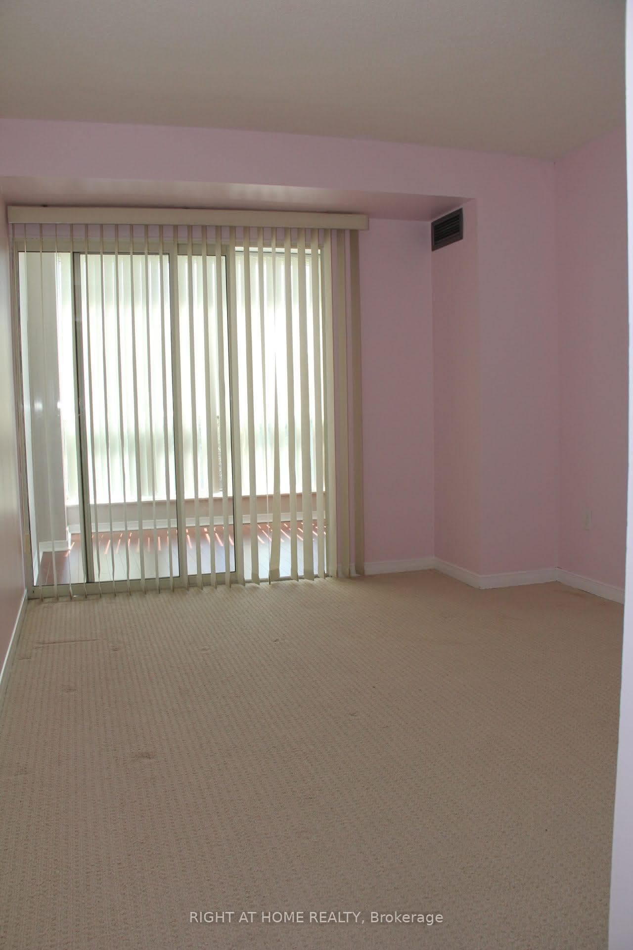 175 Cedar Avenue Unit 214 photo 17