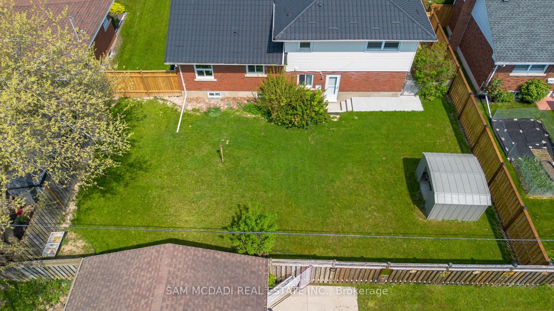 14 Glencairn Drive photo 39