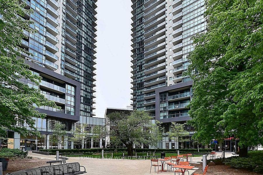 5168 Yonge Street Unit 2005 photo 7