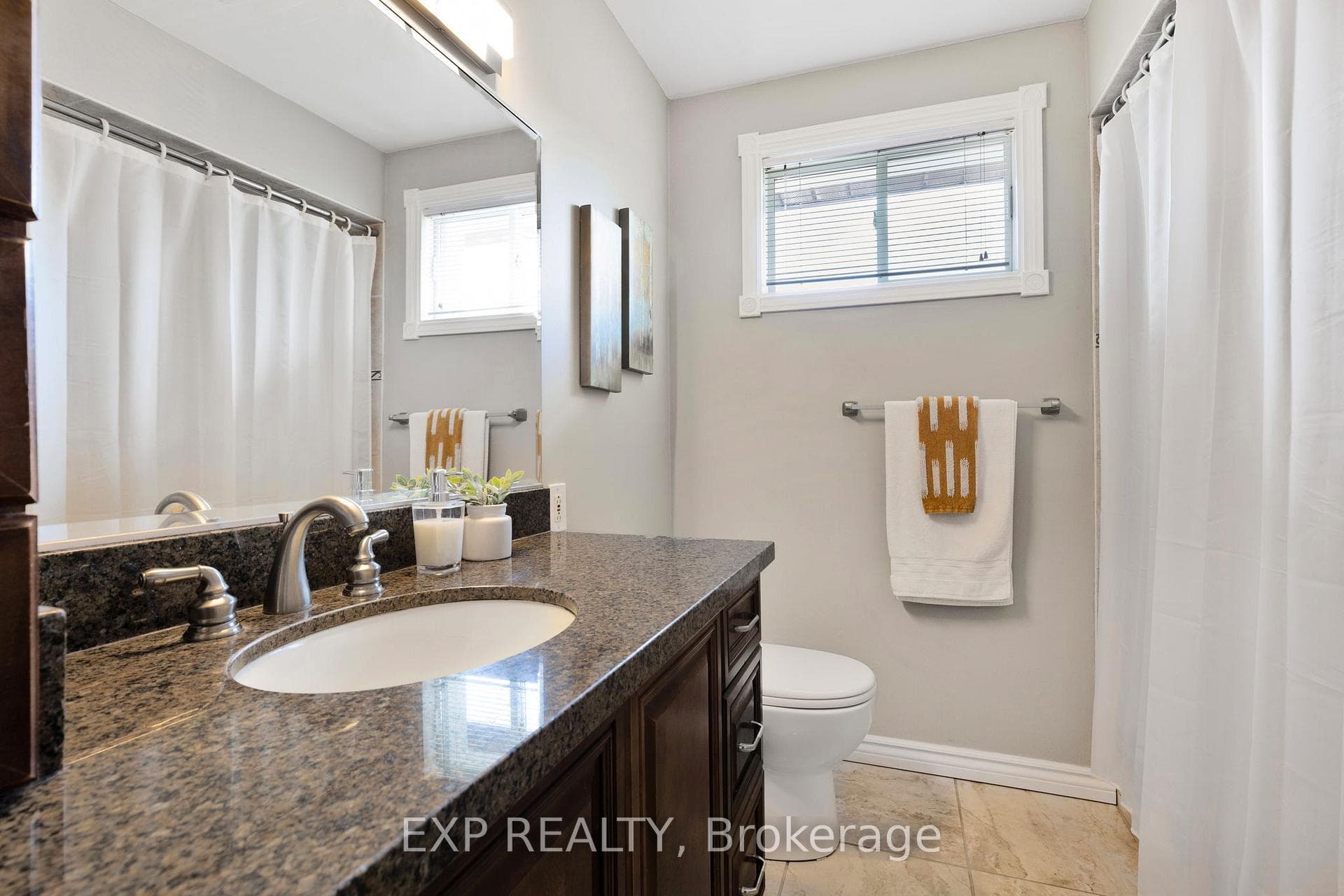32 Kemano Road photo 18