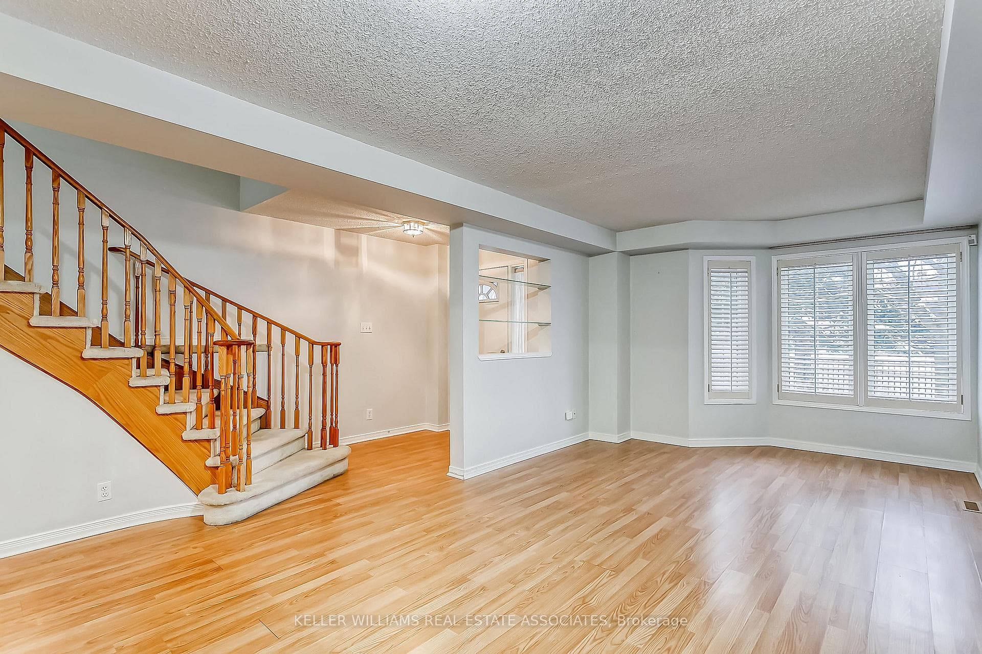 2350 Britannia Road Unit 12 photo 8