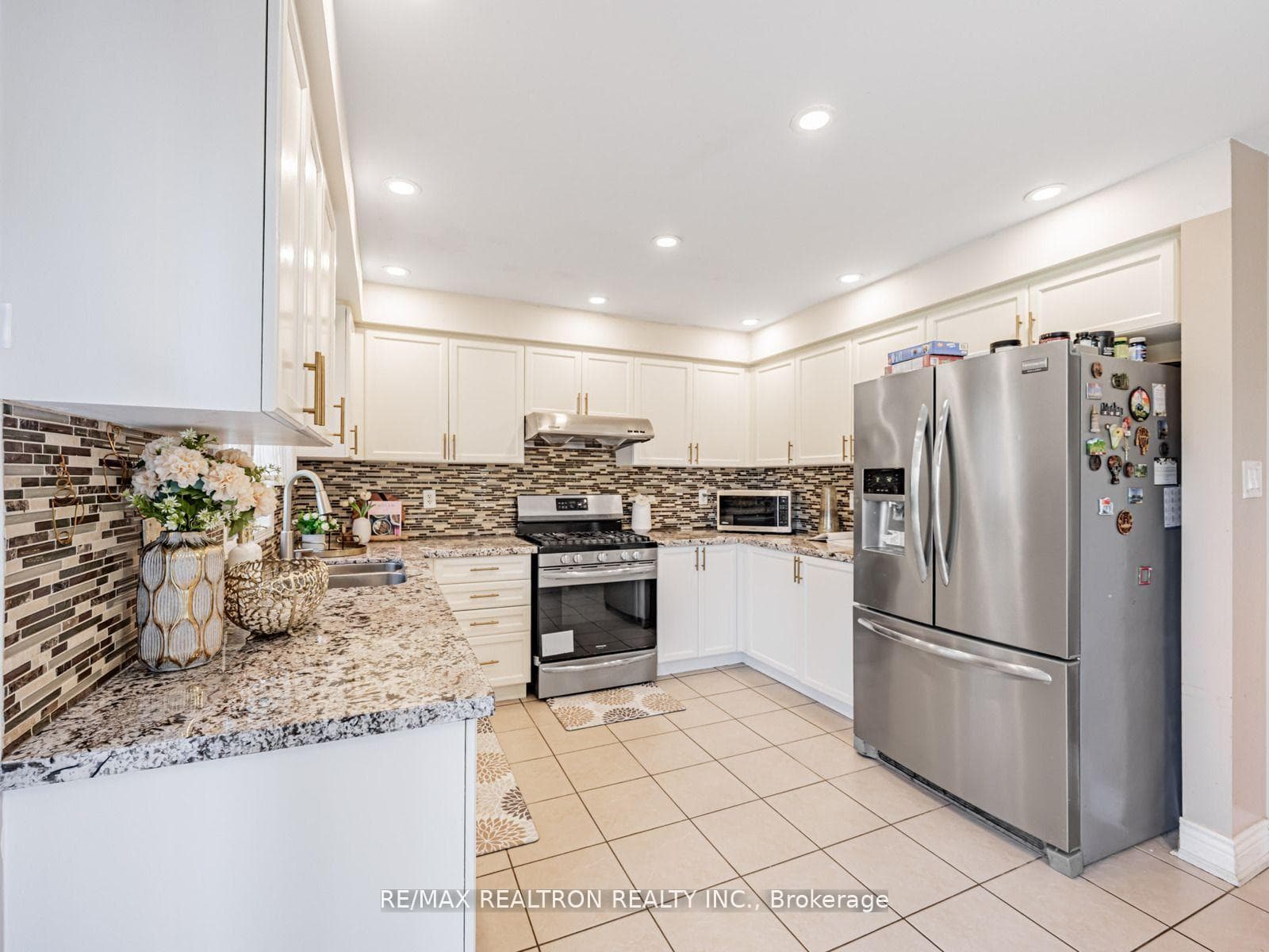 Functional Kitchen